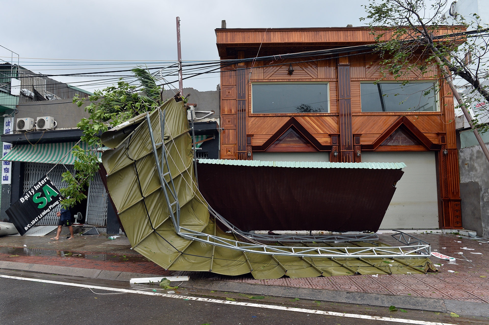 Nha Trang ngon ngang sau bao anh 9