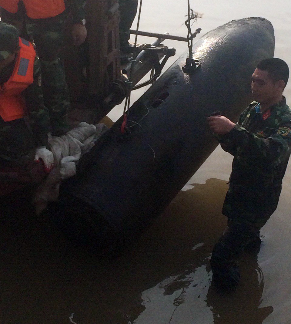 go bom khu vuc chan cau Long Bien anh 11