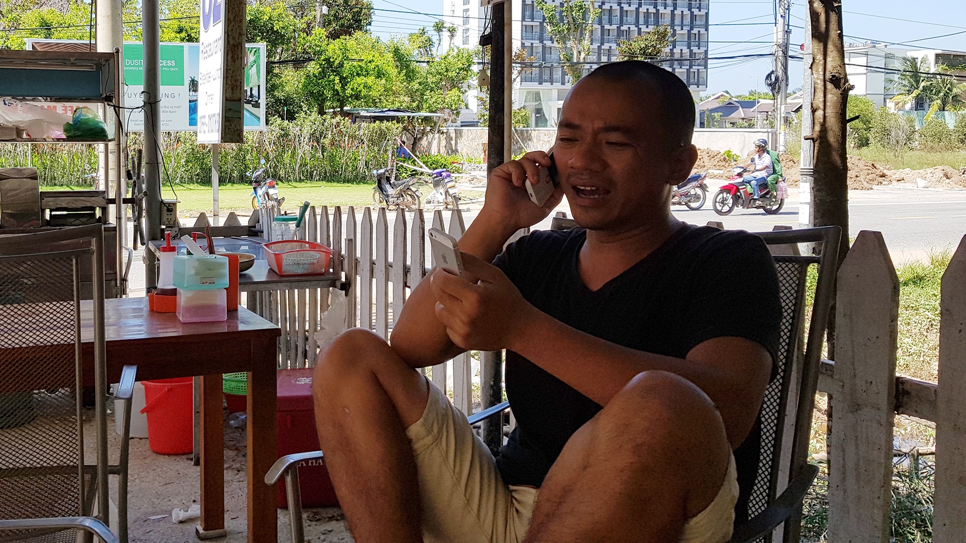 Cuoc giao dich cua co dat kiem chu quan an hinh anh