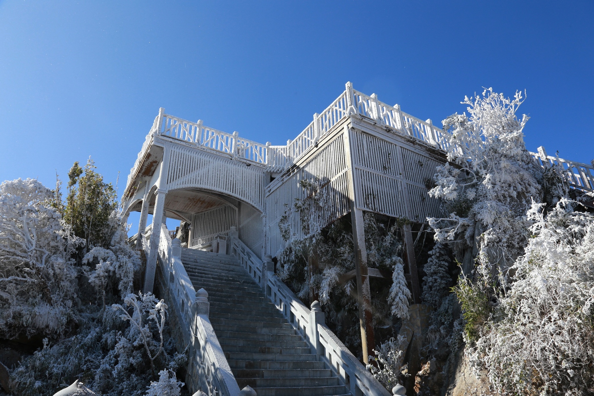 tuyet phu trang Fansipan anh 14