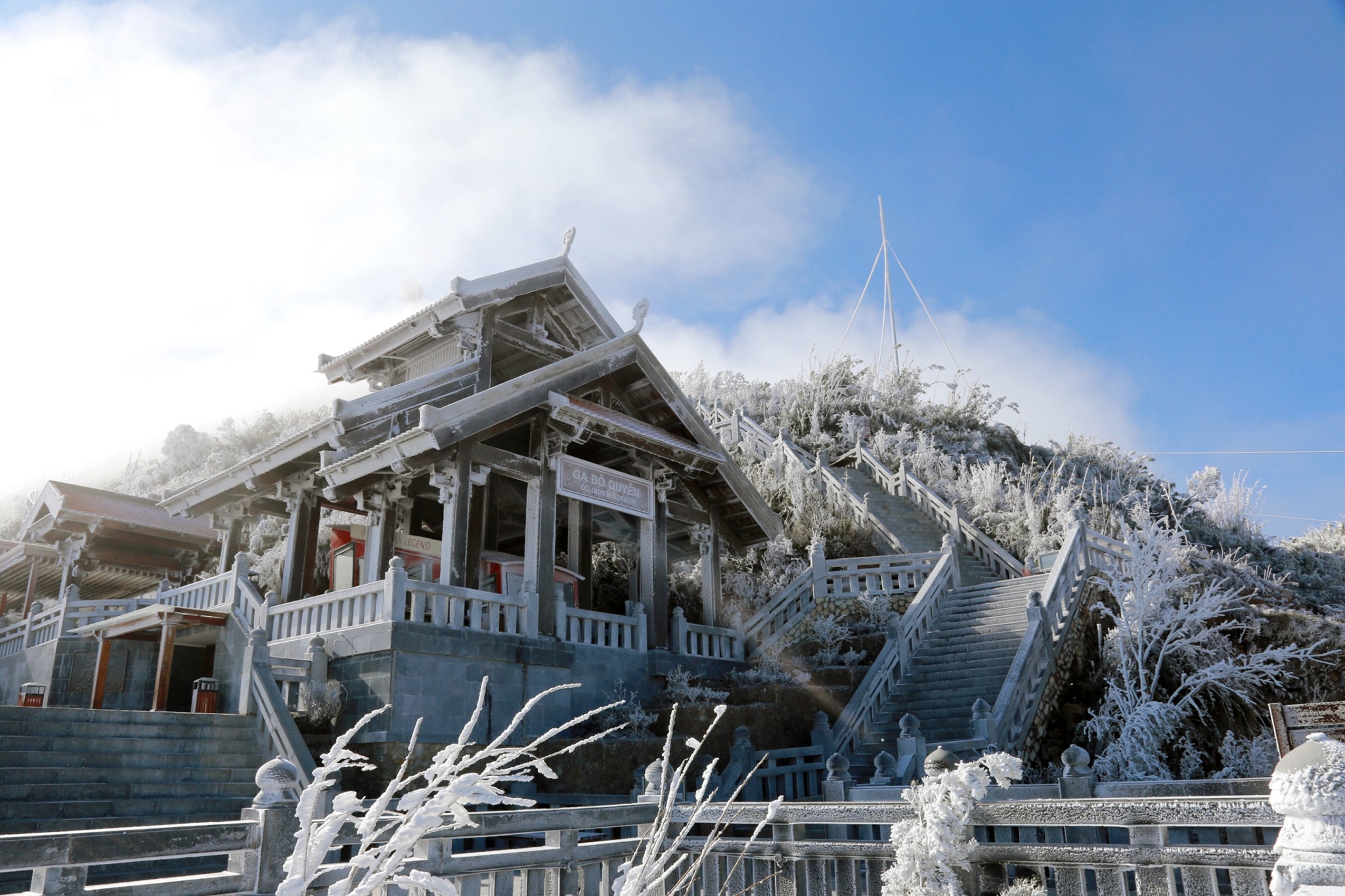 tuyet phu trang Fansipan anh 8