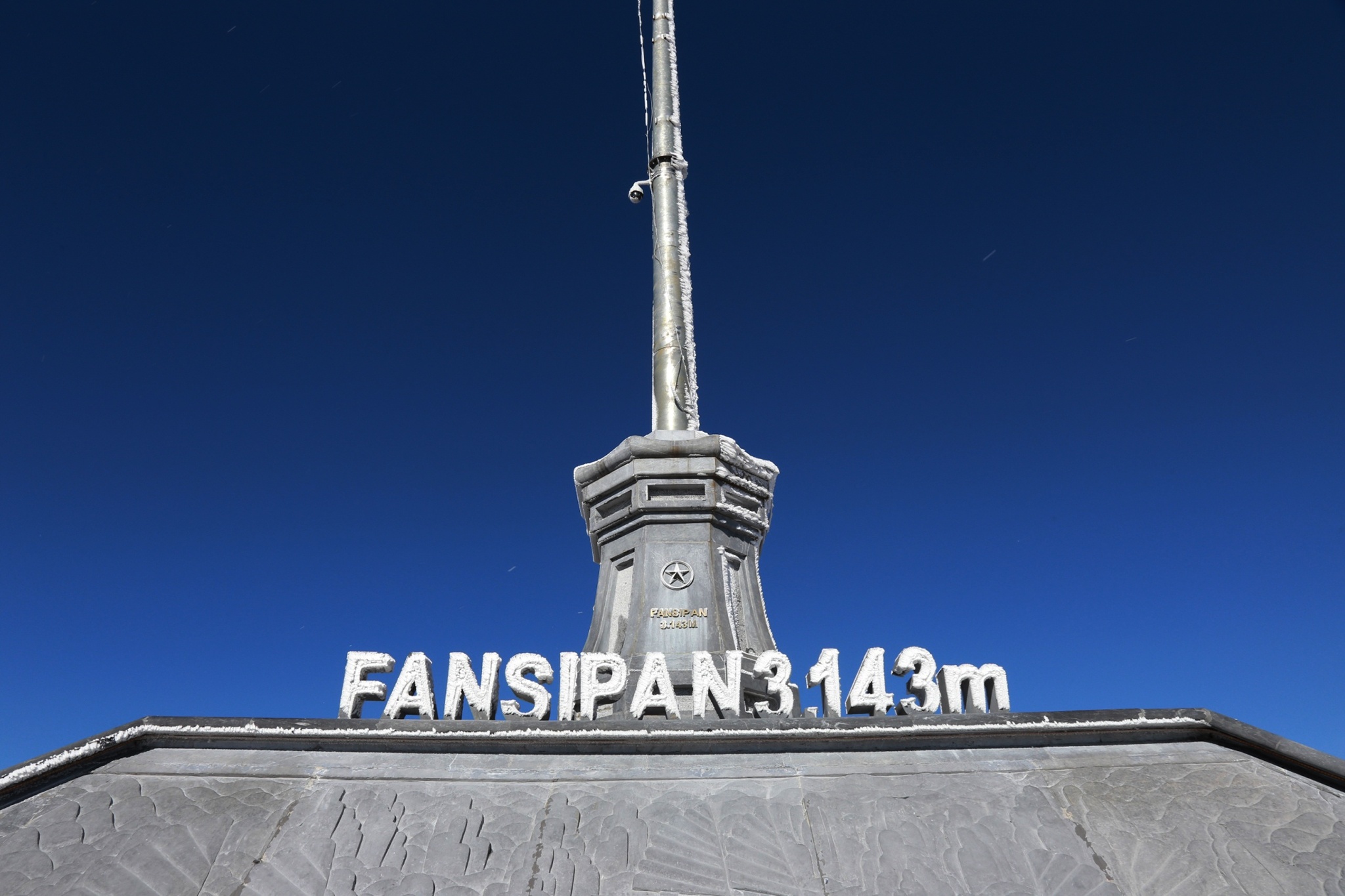 tuyet phu trang Fansipan anh 2