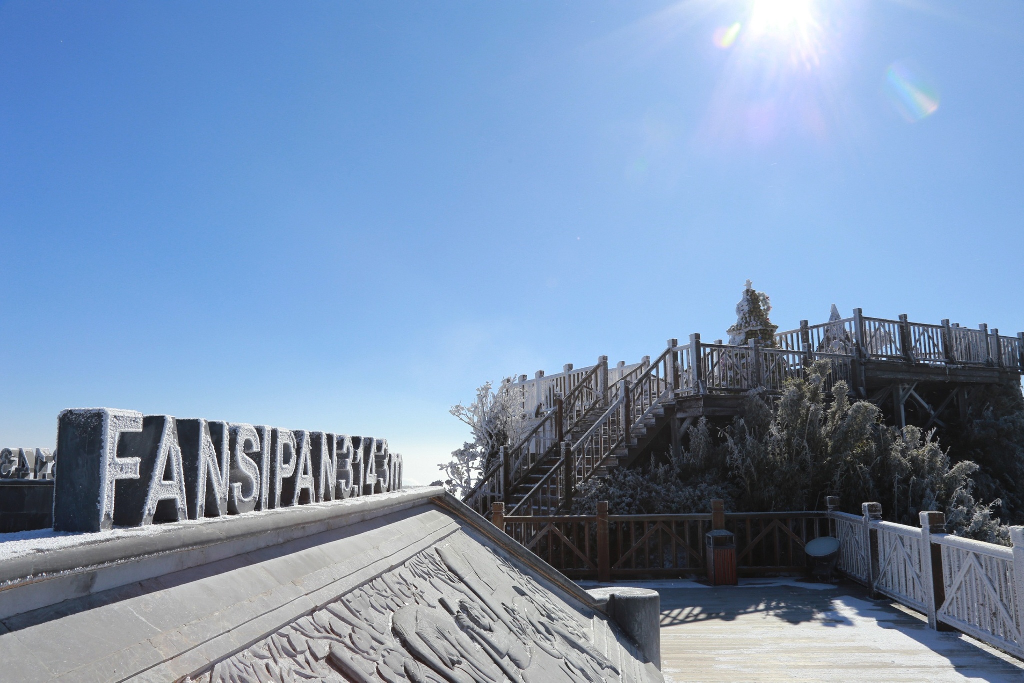 tuyet phu trang Fansipan anh 7