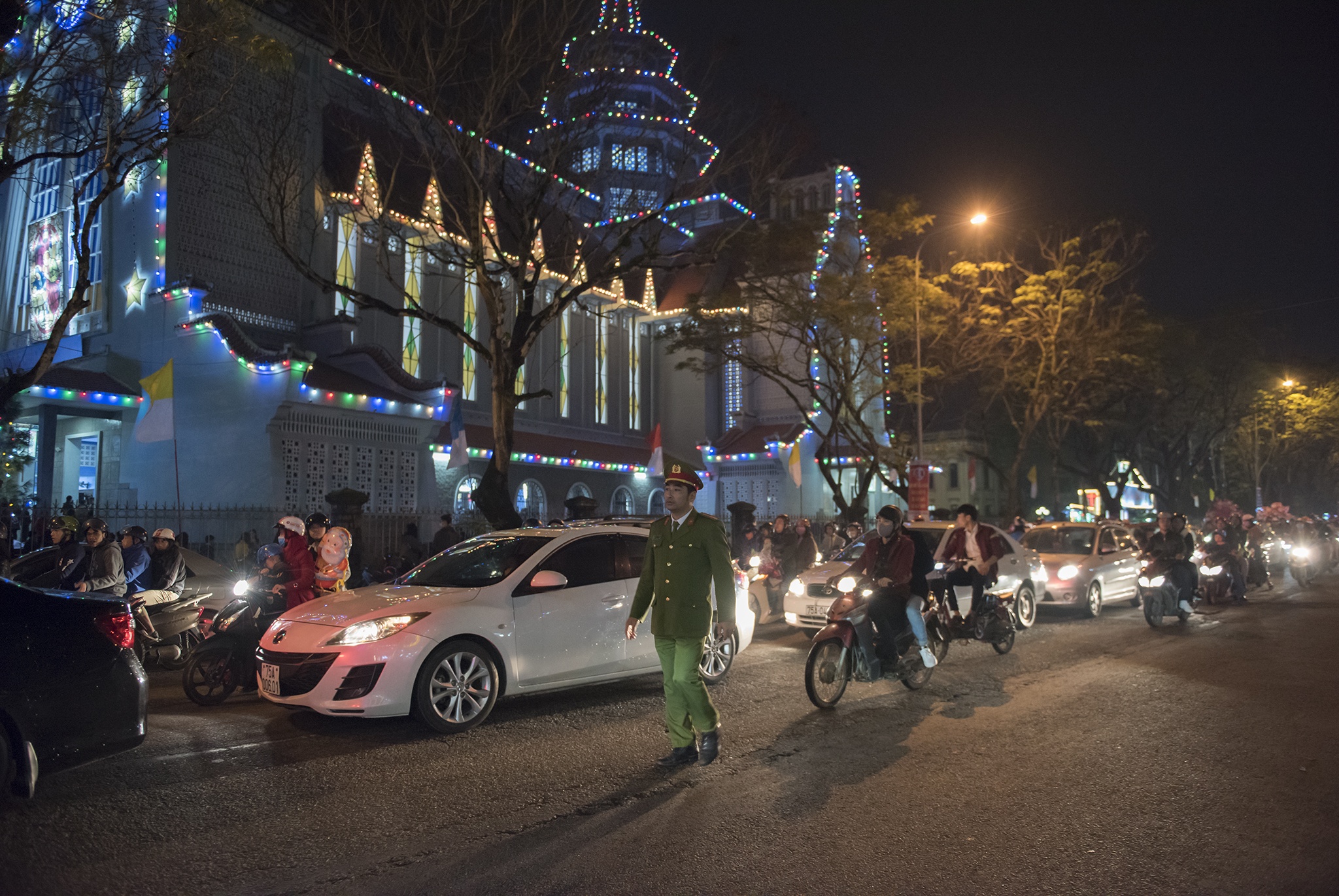 don Noel o Hue anh 1