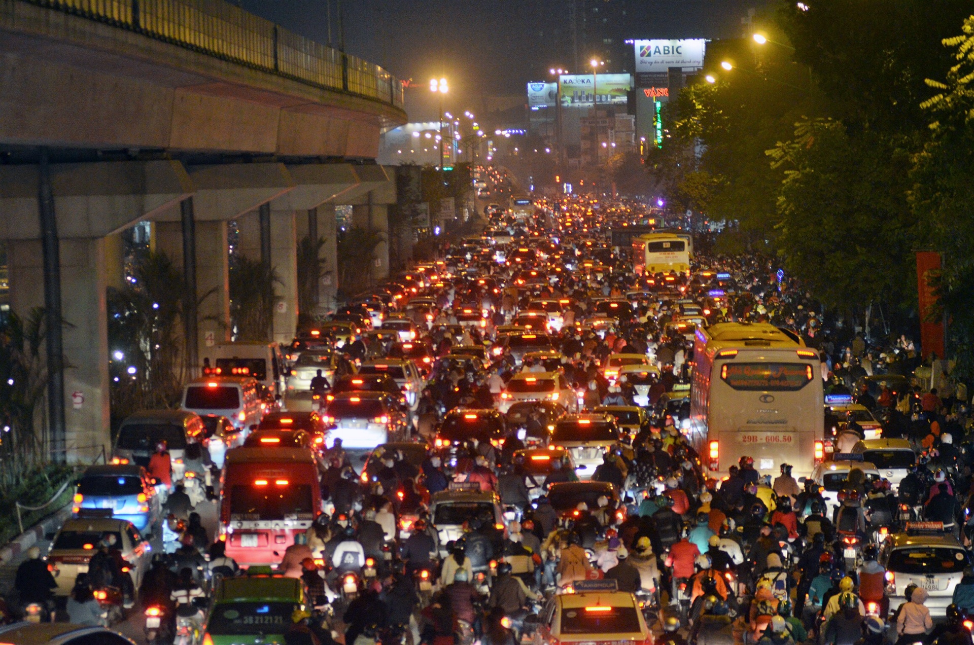 ông già noel tham gia giao thông ảnh 6 ong gia noel tham gia giao thong anh 6