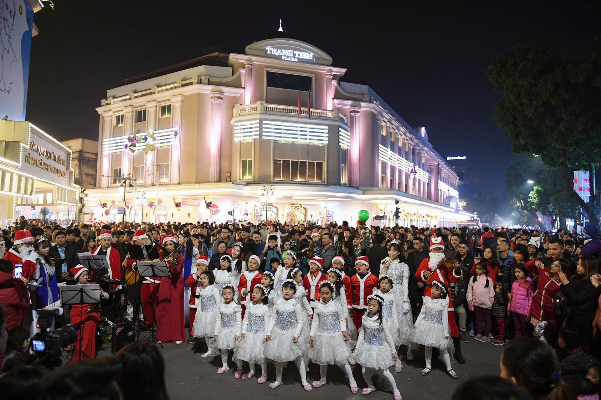 don noel o thanh pho anh 16