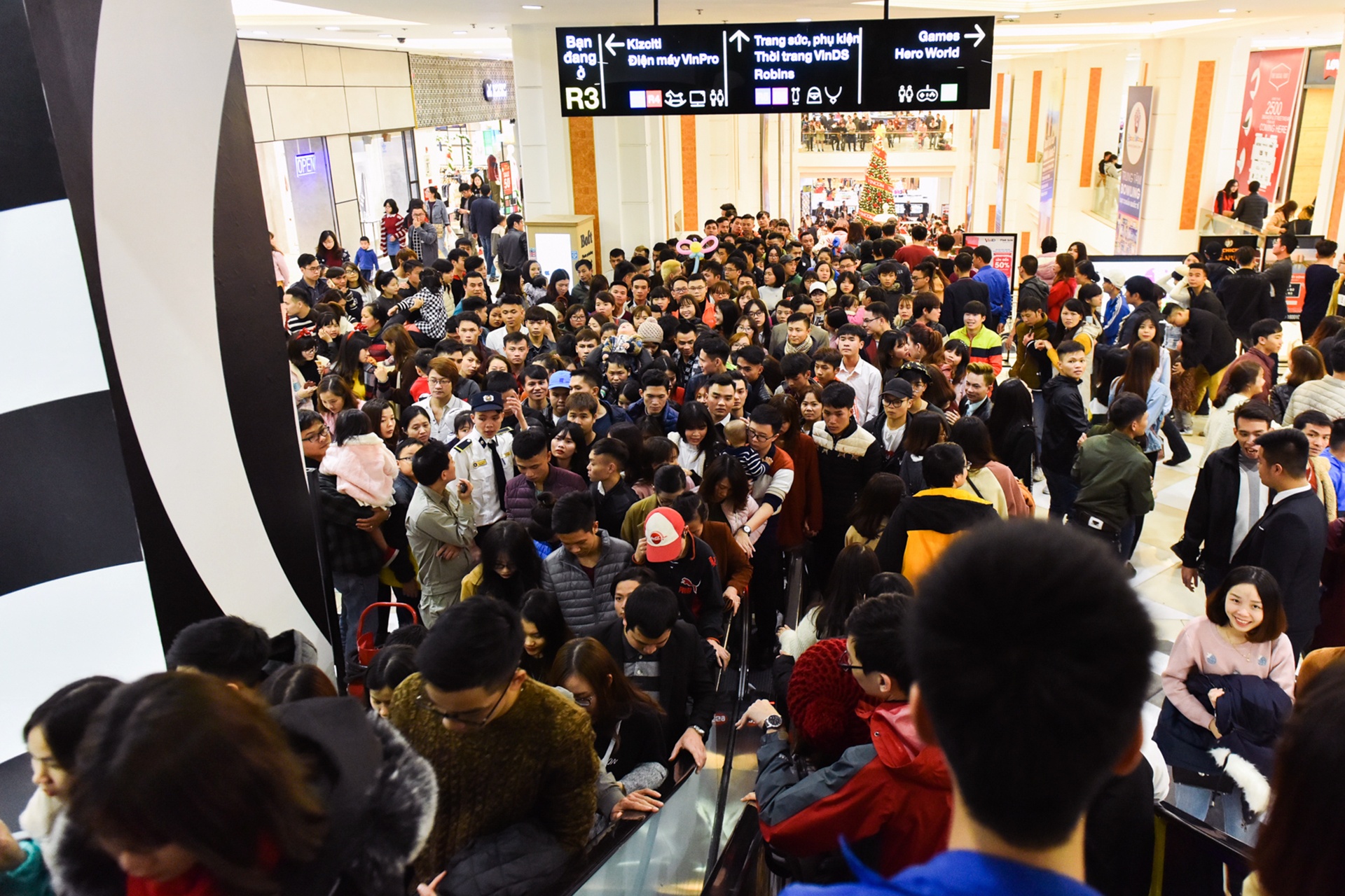 chen chuc an uong dem Noel anh 9