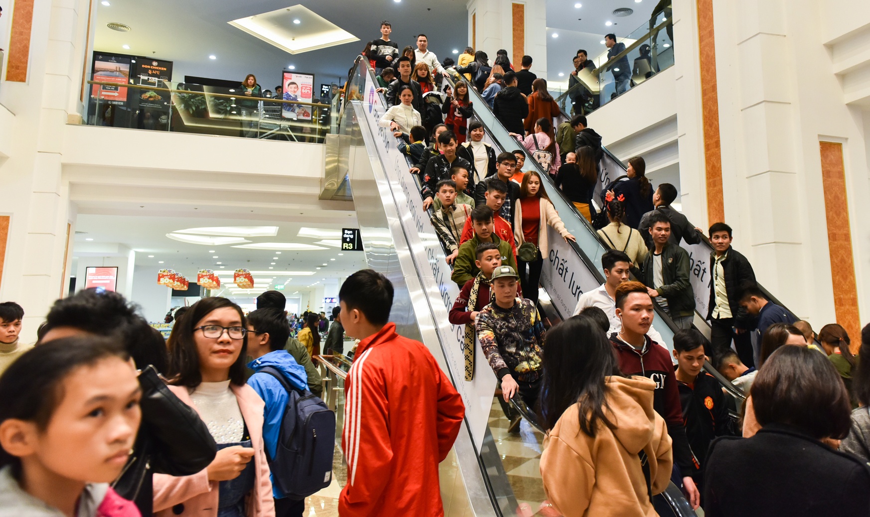 chen chuc an uong dem Noel anh 10