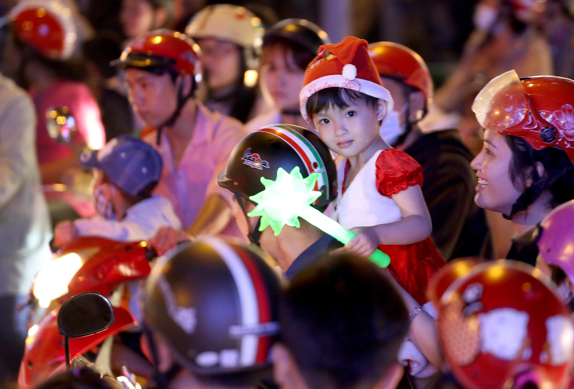 ông già noel tham gia giao thông ảnh 14 ong gia noel tham gia giao thong anh 14