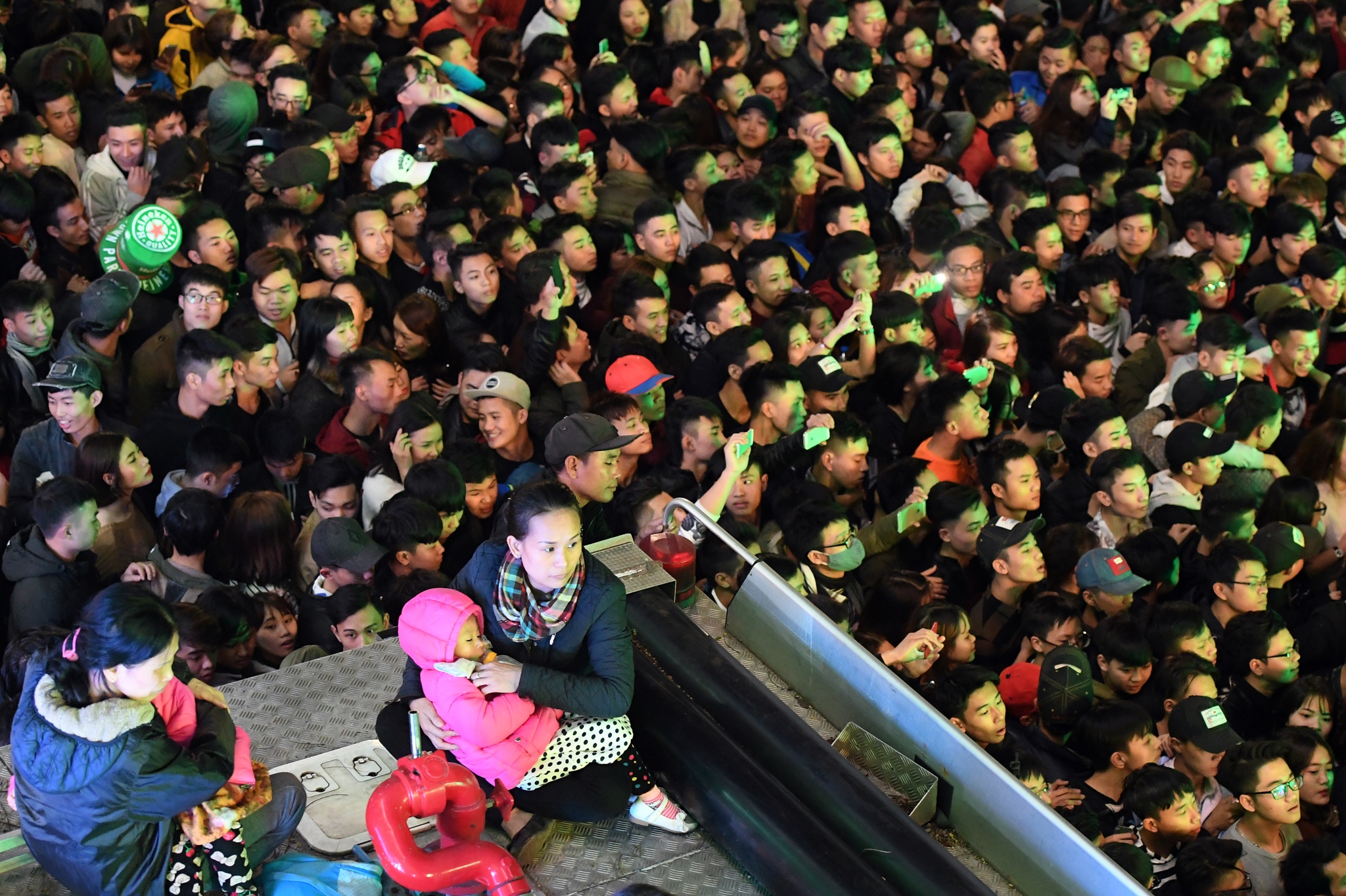 cuu ho nan nhan giua bien nguoi anh 5