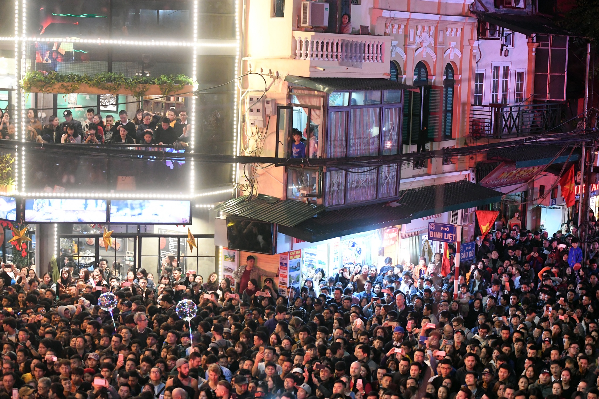 don nam moi 2018 anh 4