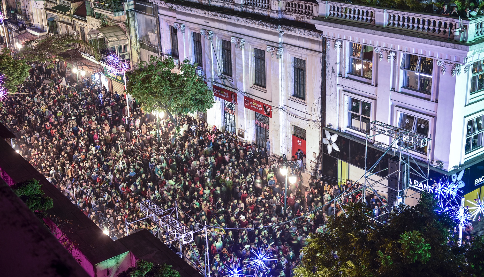 don nam moi 2018 anh 5