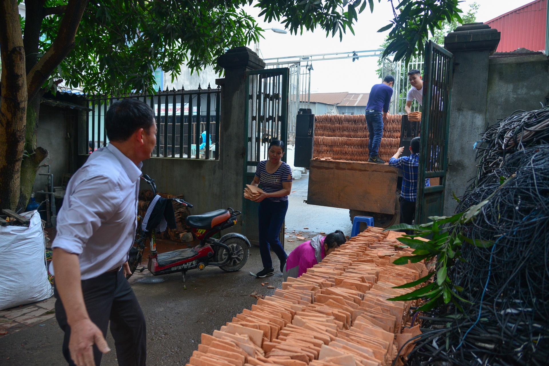 lang Quan Do sau vu no anh 26