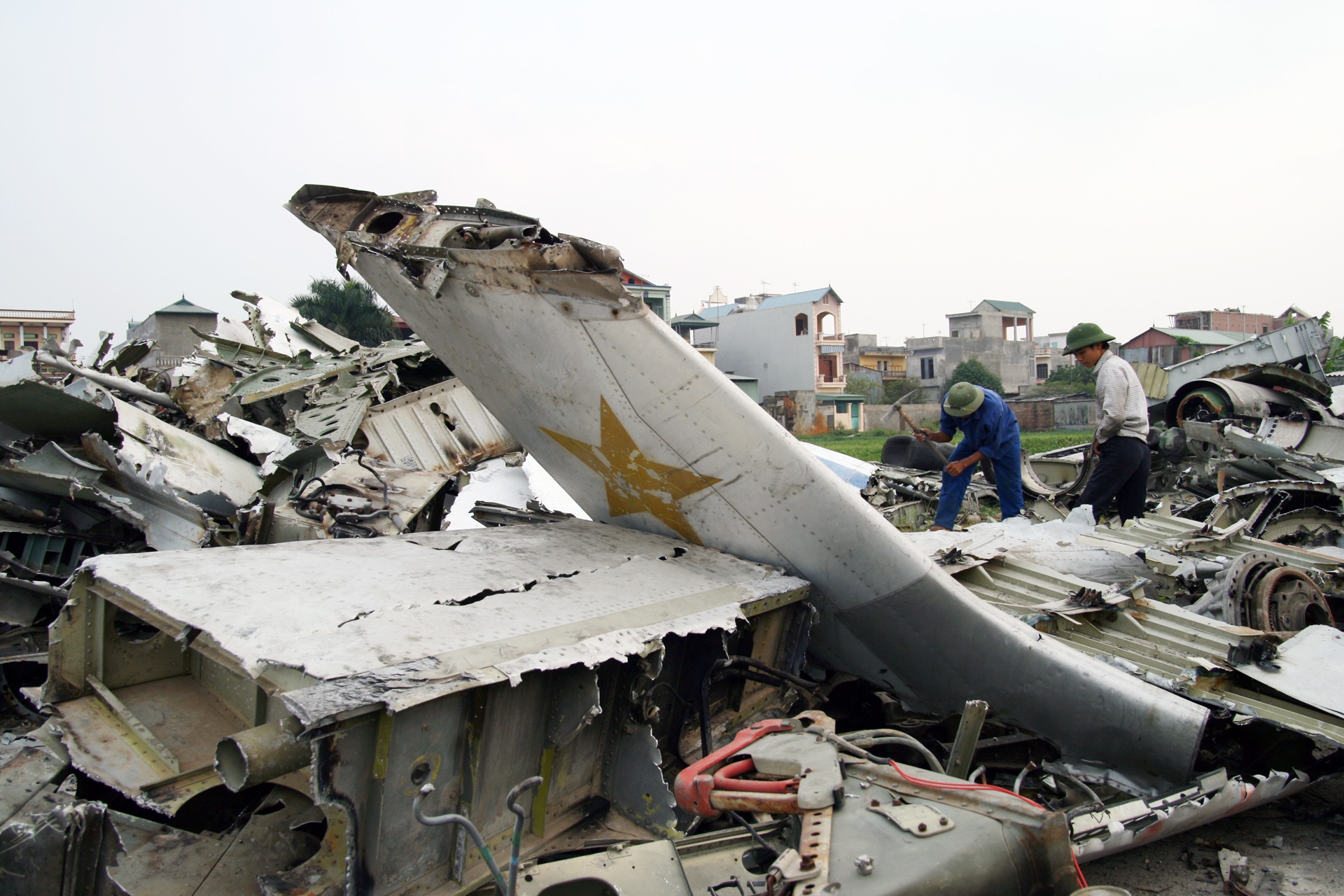 lang Quan Do sau vu no anh 35