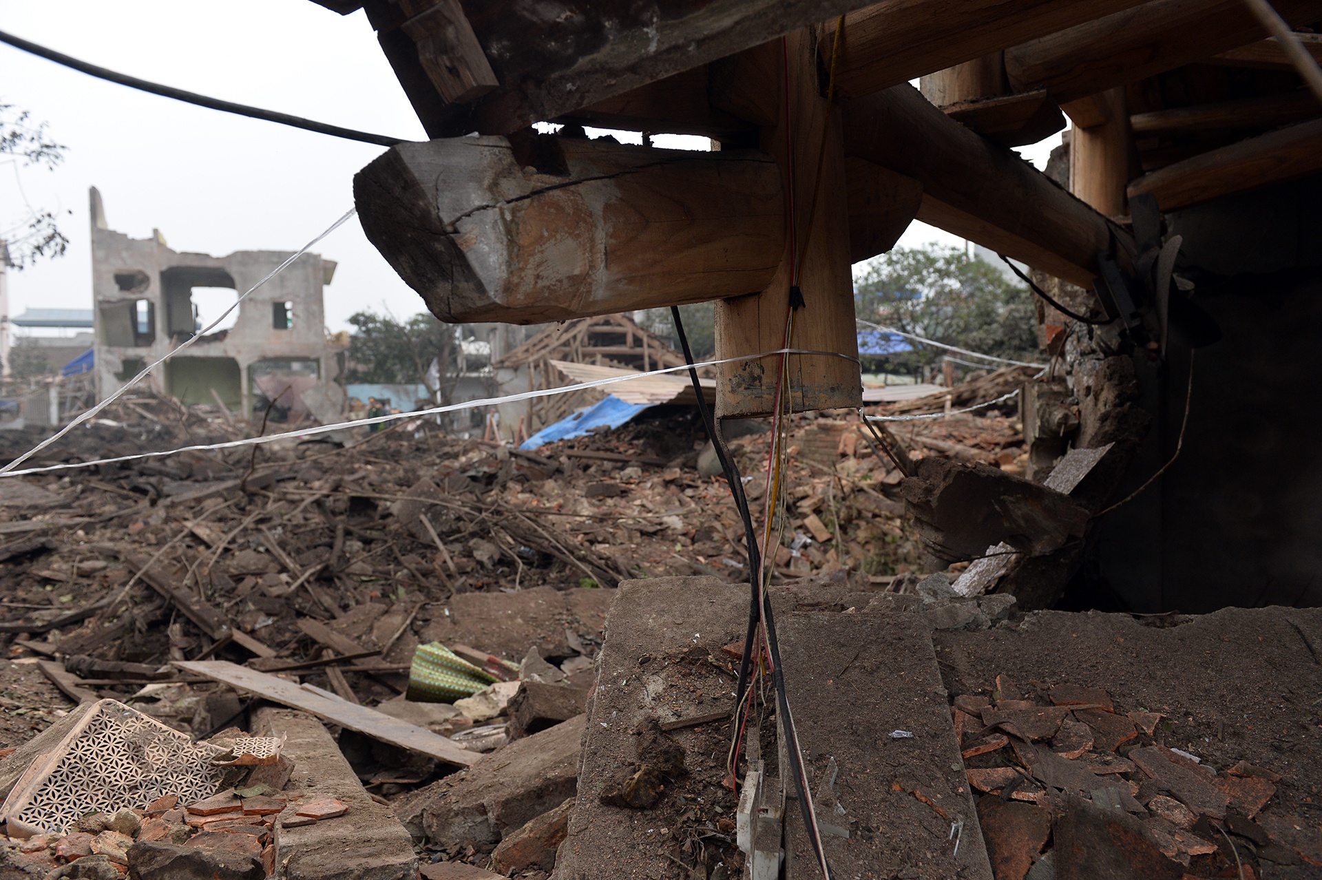 lang Quan Do sau vu no anh 4