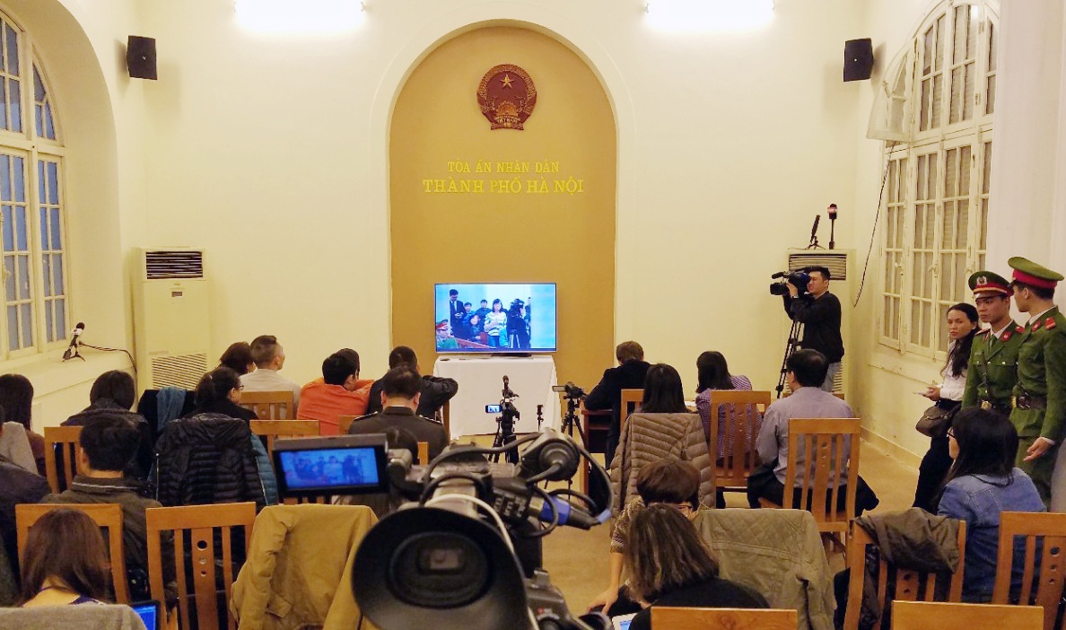 Xet xu ong Dinh La Thang anh 7