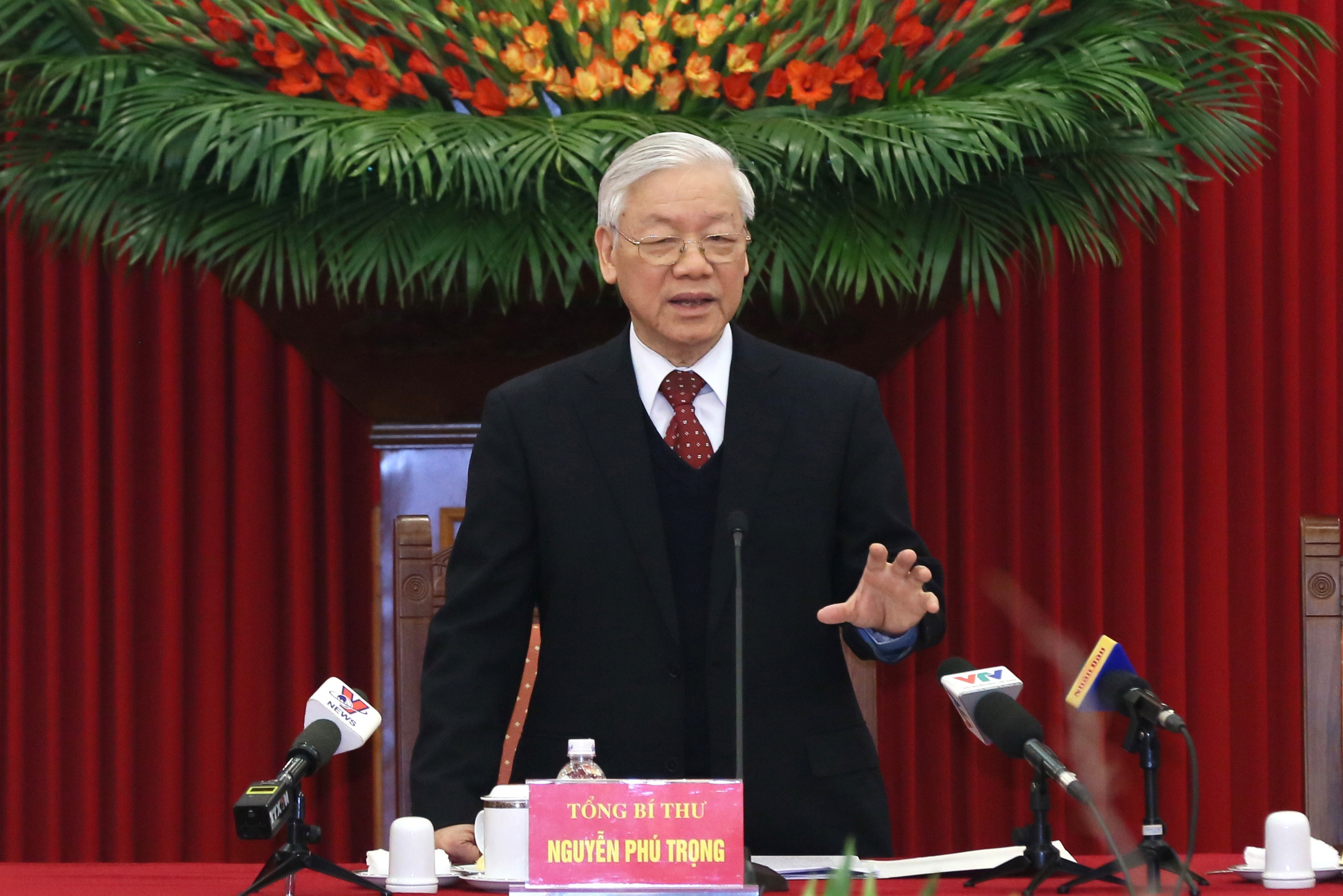 Chu tich nuoc tha ca chep anh 3