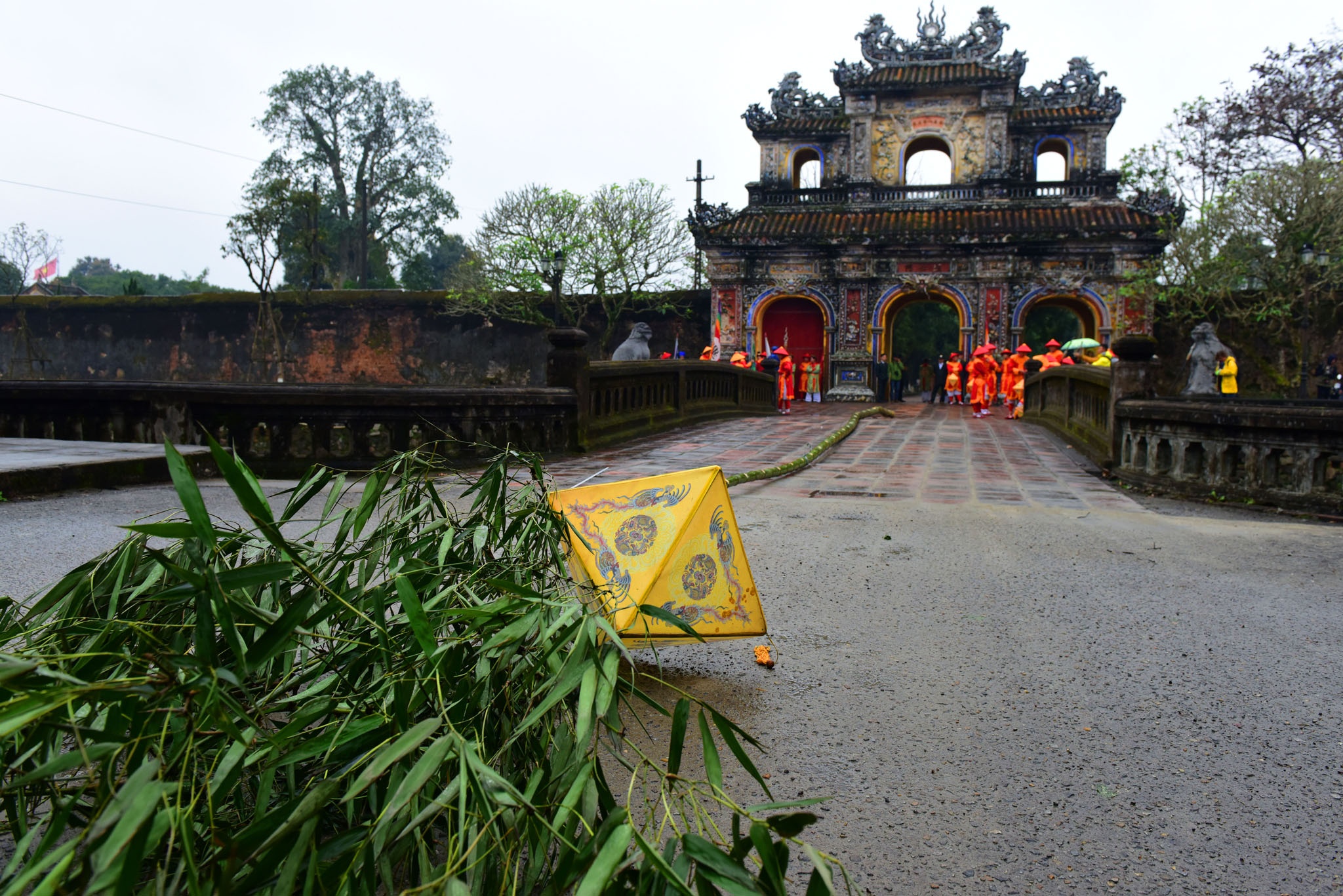 le dung cay neu trong Dai noi anh 1