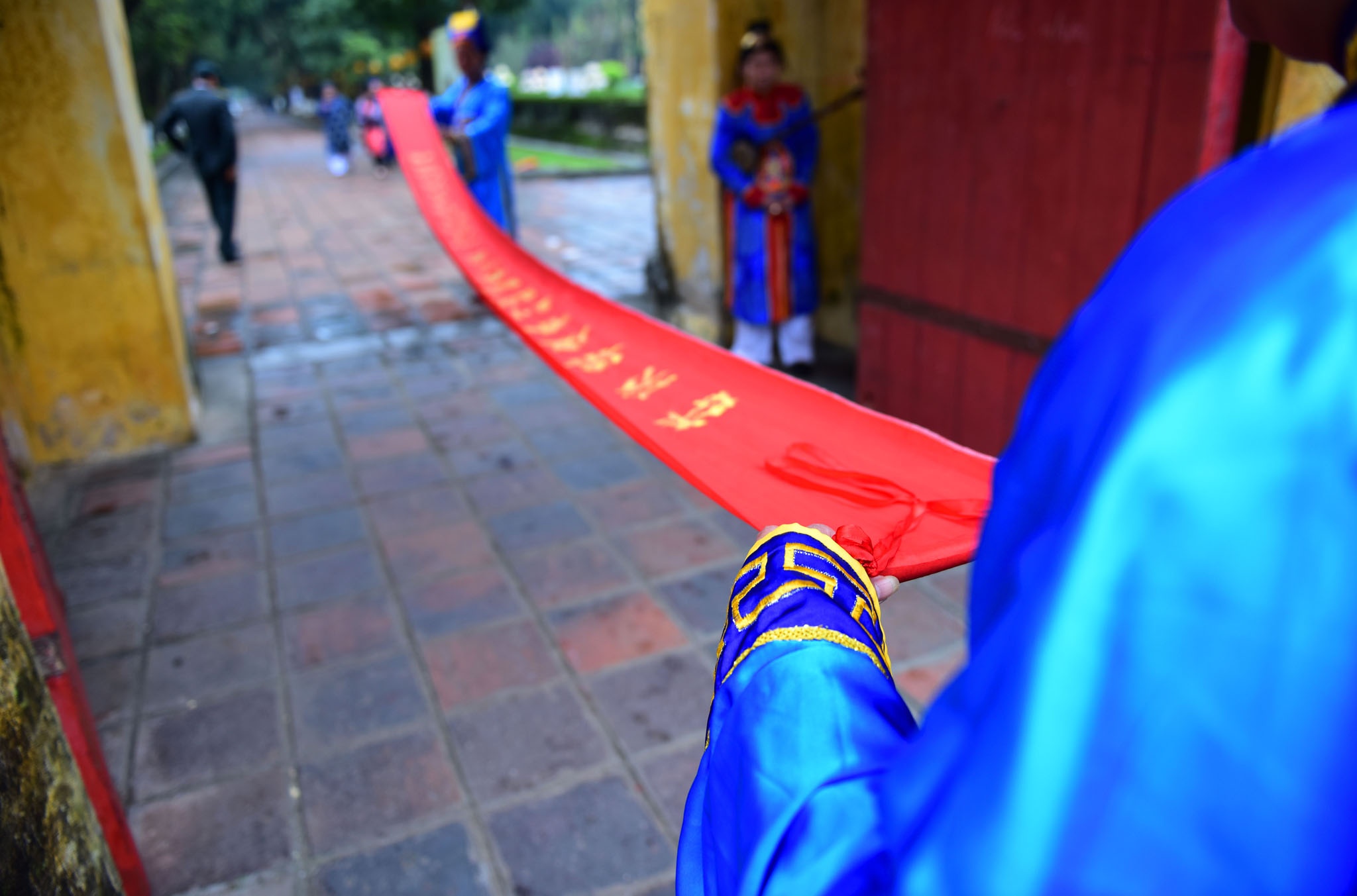 le dung cay neu trong Dai noi anh 2