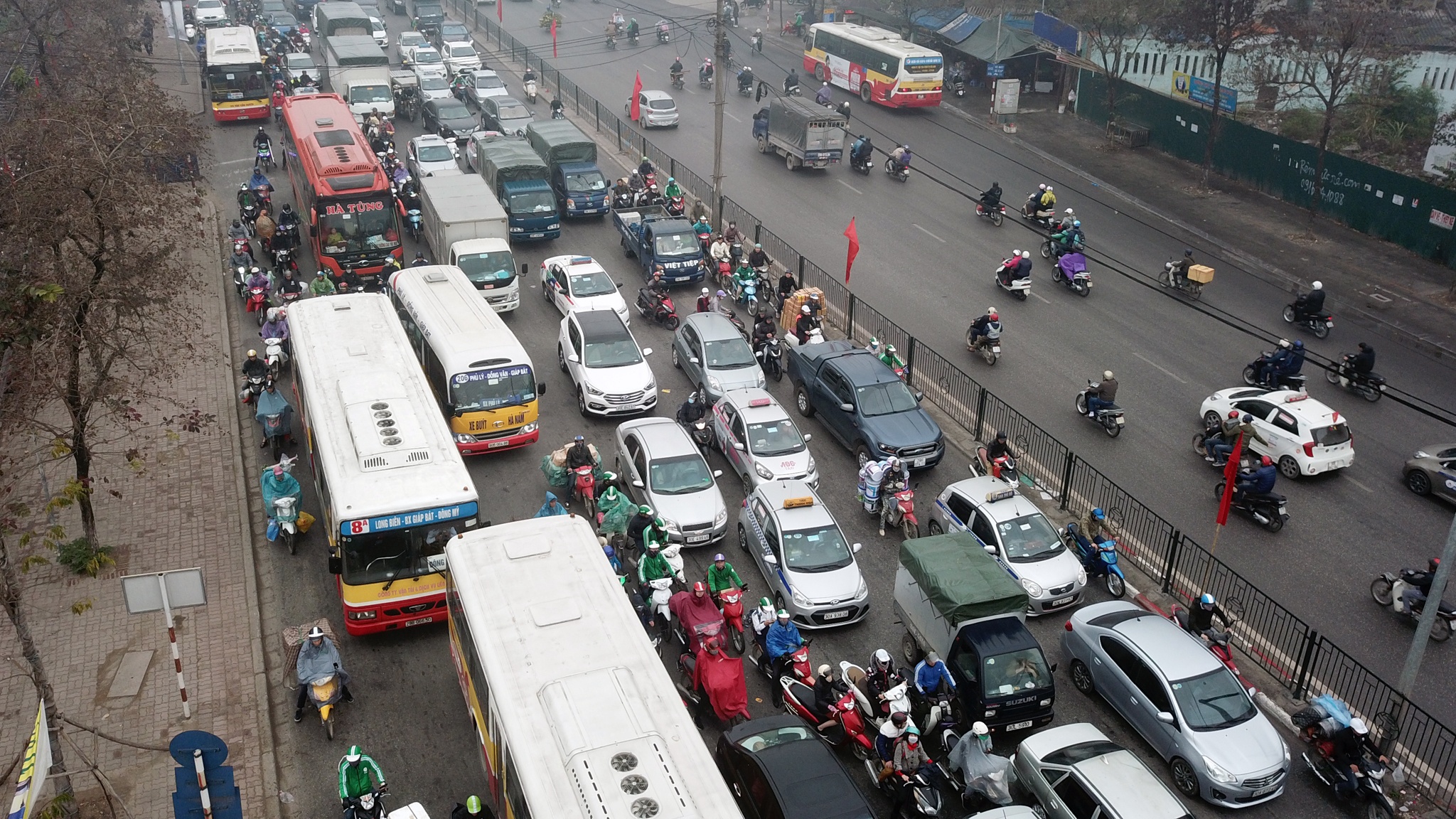 ùn tắc giao thông ngày về quê nghỉ Tết ảnh 13 un tac giao thong ngay ve que nghi Tet anh 13