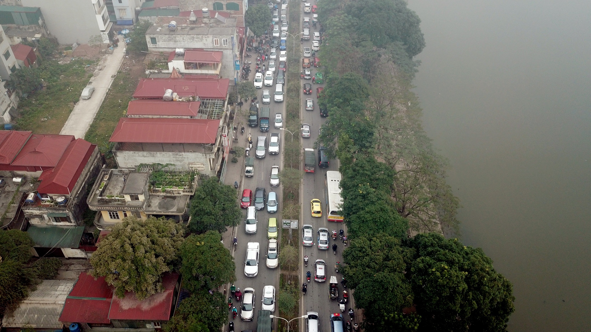 ùn tắc giao thông ngày về quê nghỉ Tết ảnh 6 un tac giao thong ngay ve que nghi Tet anh 6