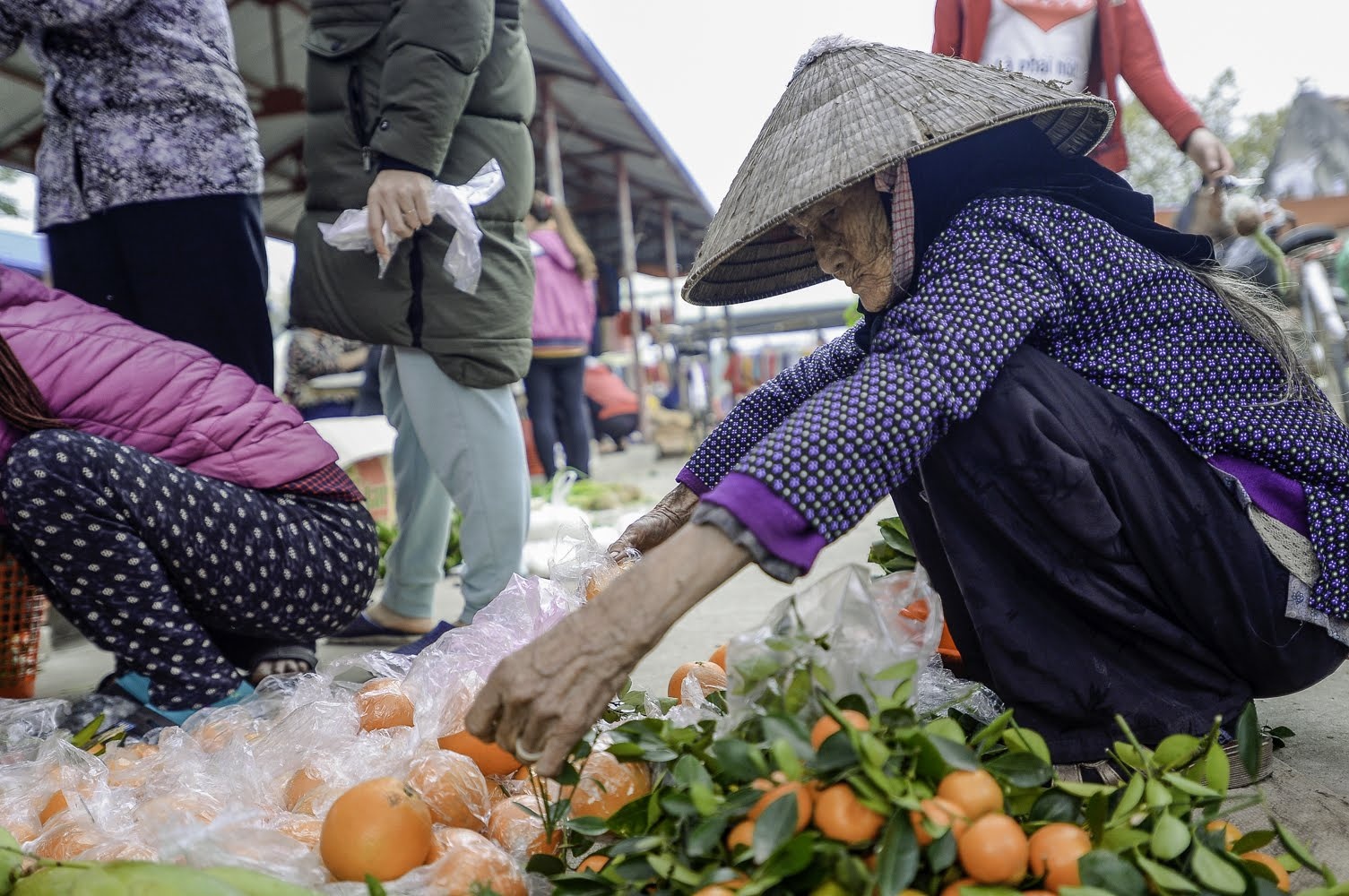 cho que chieu 30 Tet,  cho que tet,  cho tet mau tua anh 4