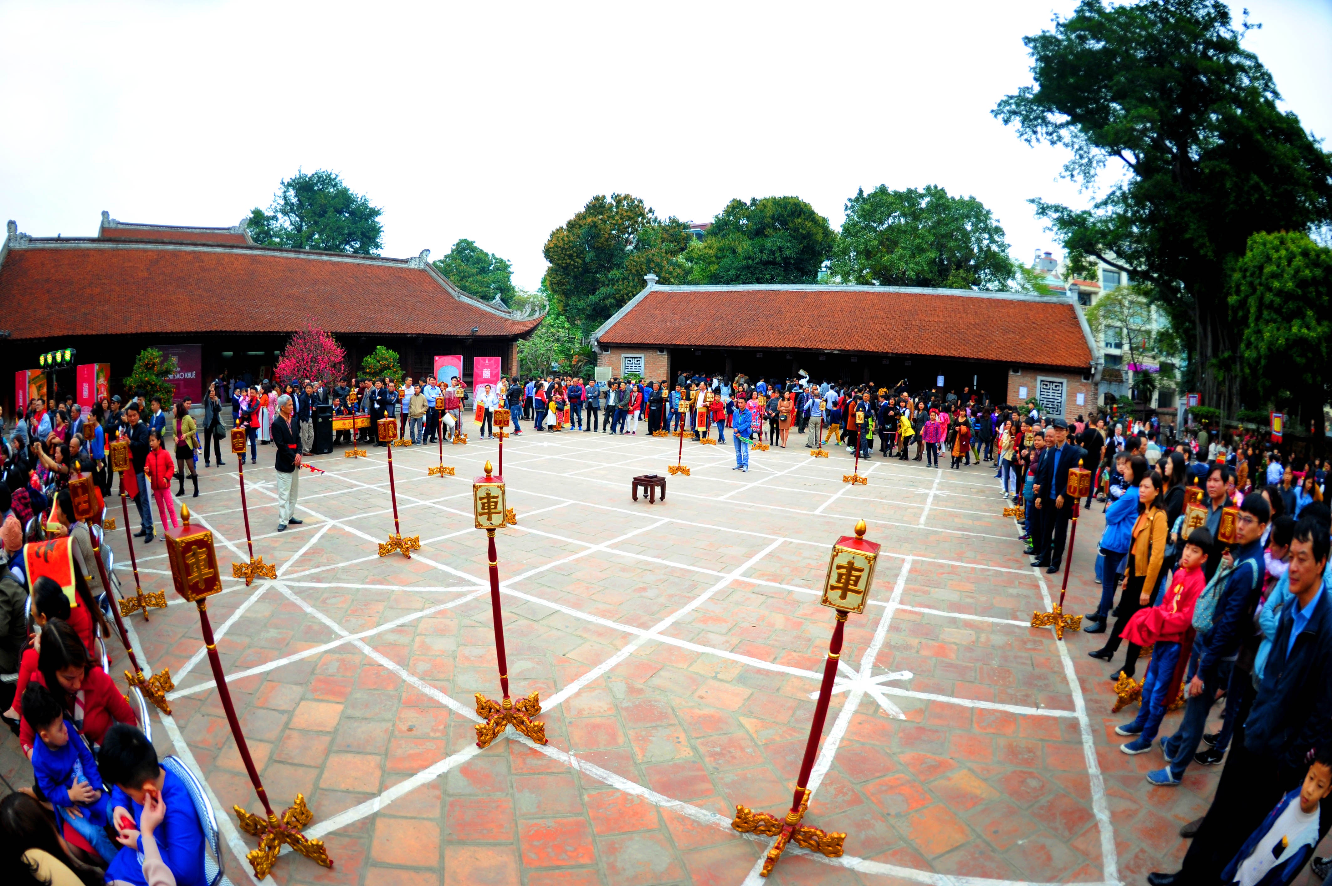 hoi xuan Van Mieu anh 4