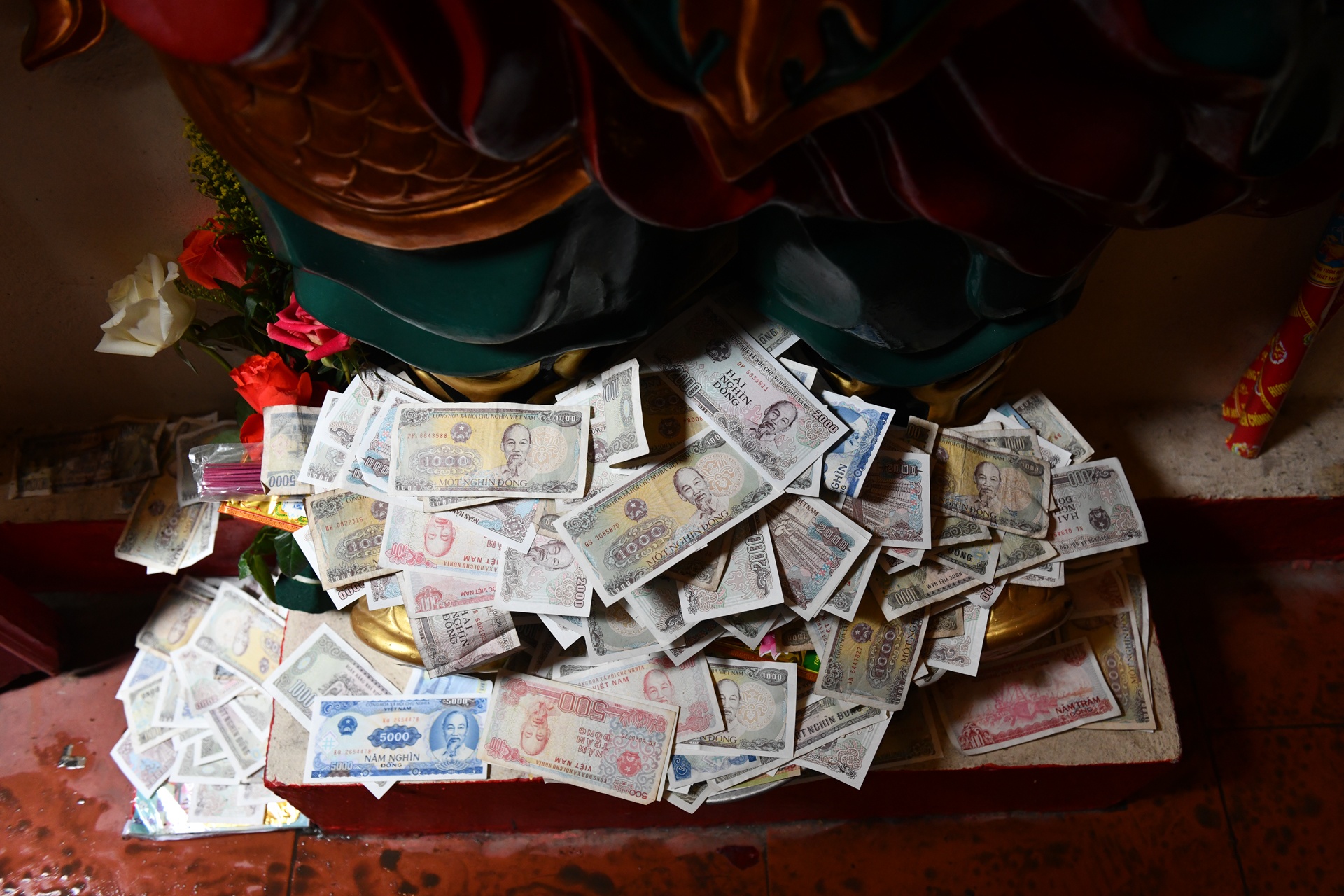 dan cong so di le phu Tay Ho anh 15