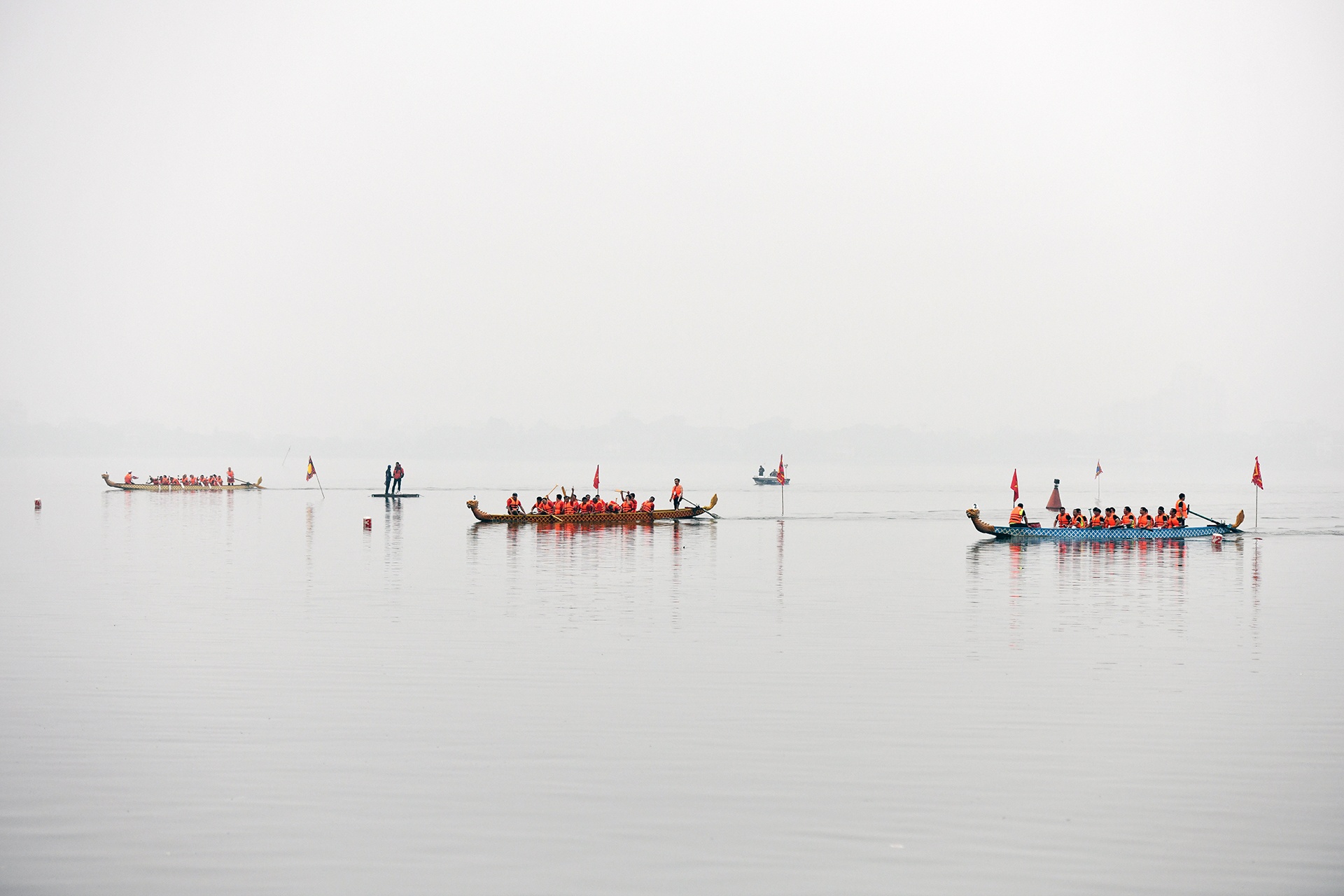 dua thuyen ho Tay anh 1