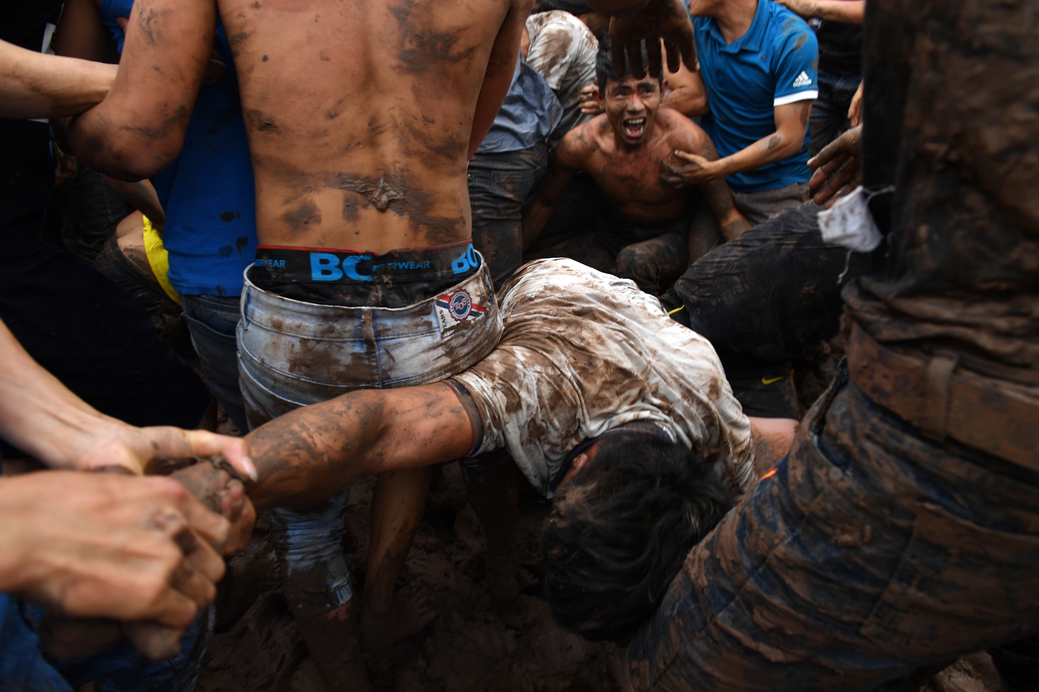 le hoi cuop phet Hien Quan anh 4