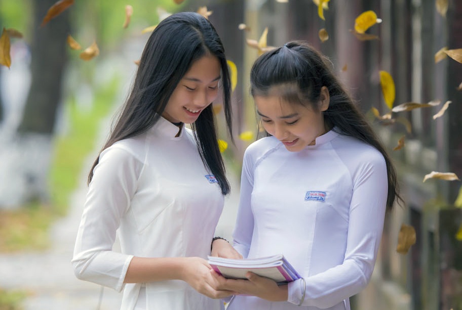 Nhung khoanh khac giao mua lang man o co do Hue hinh anh