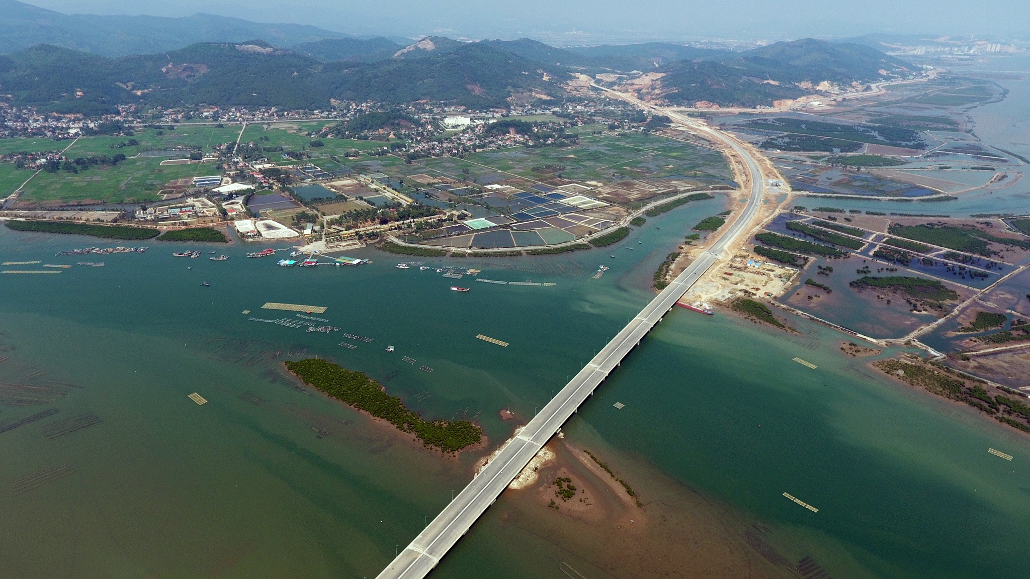 cau Bach Dang cao toc Ha Long Hai Phong anh 1