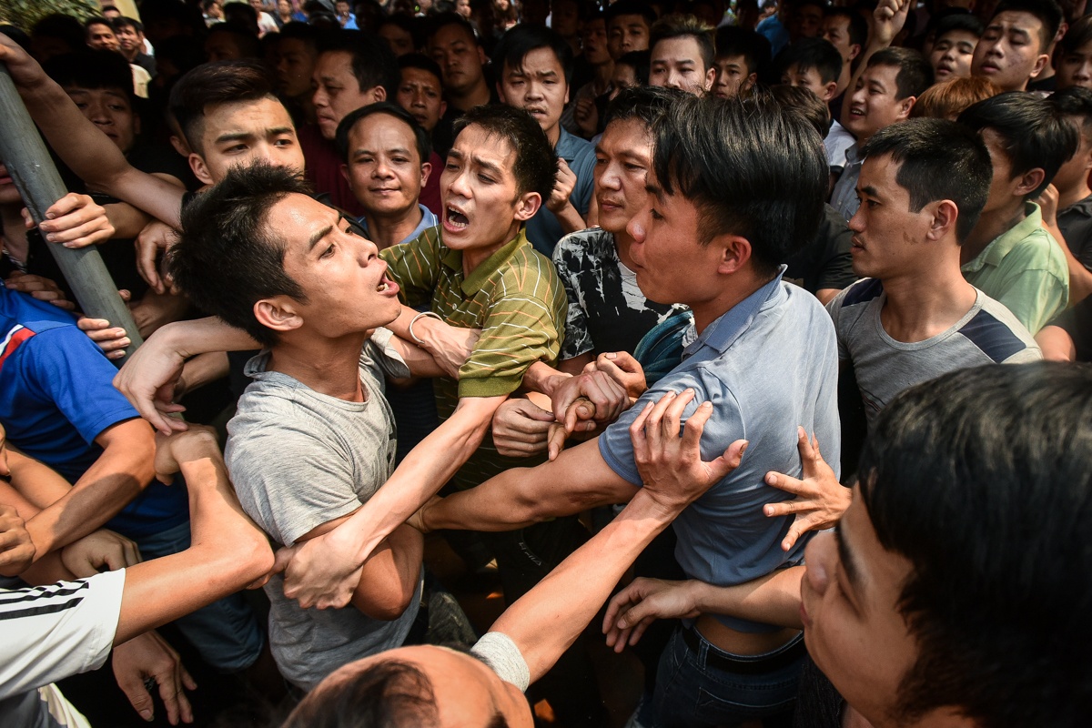 xo xat o le hoi cuop bong Son Dong anh 14