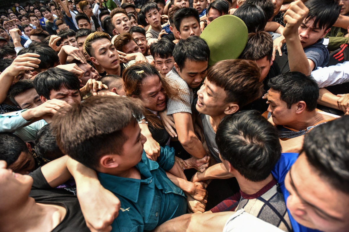 xo xat o le hoi cuop bong Son Dong anh 4