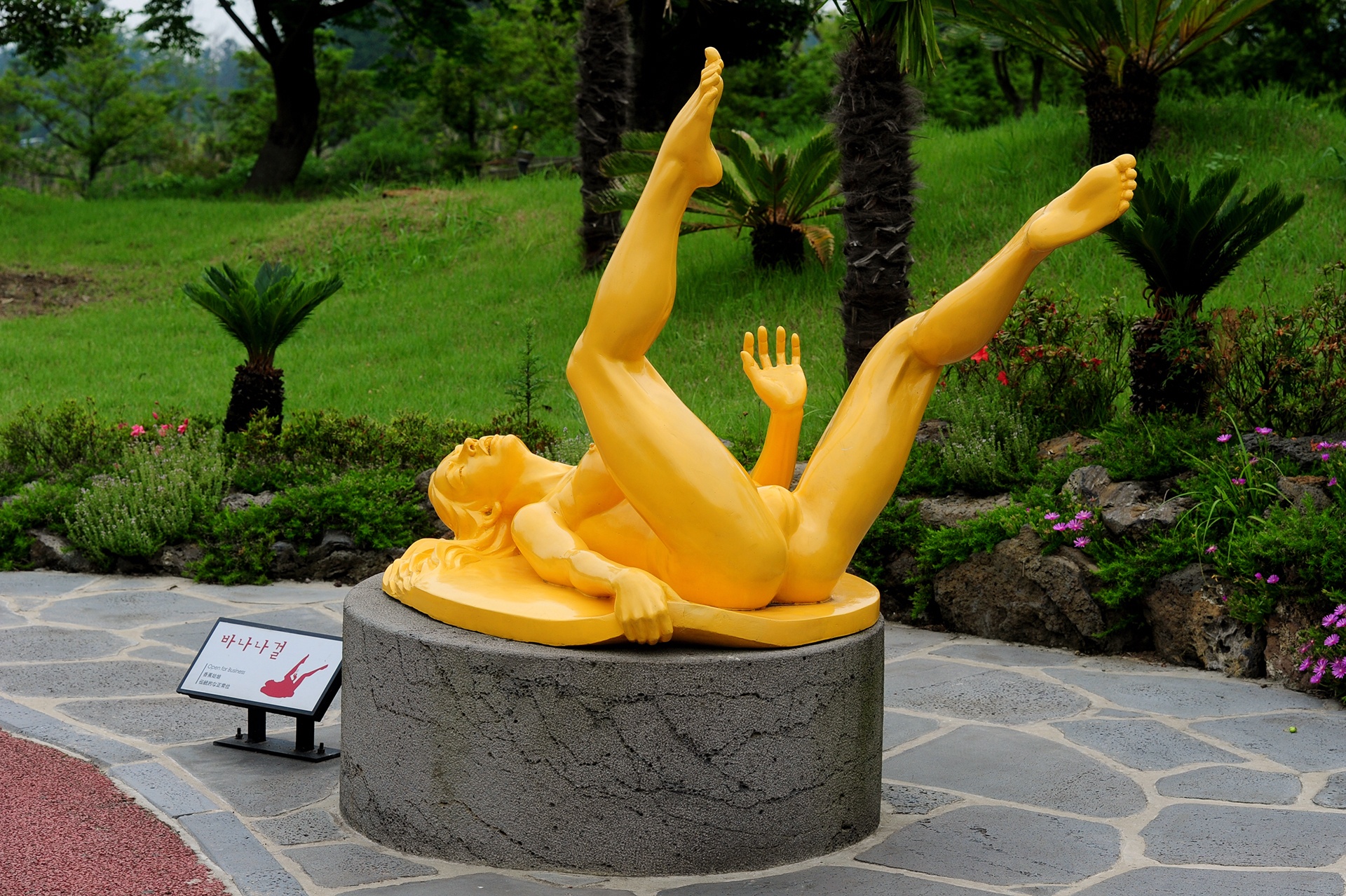 cong vien tinh duc love land o Han Quoc anh 4