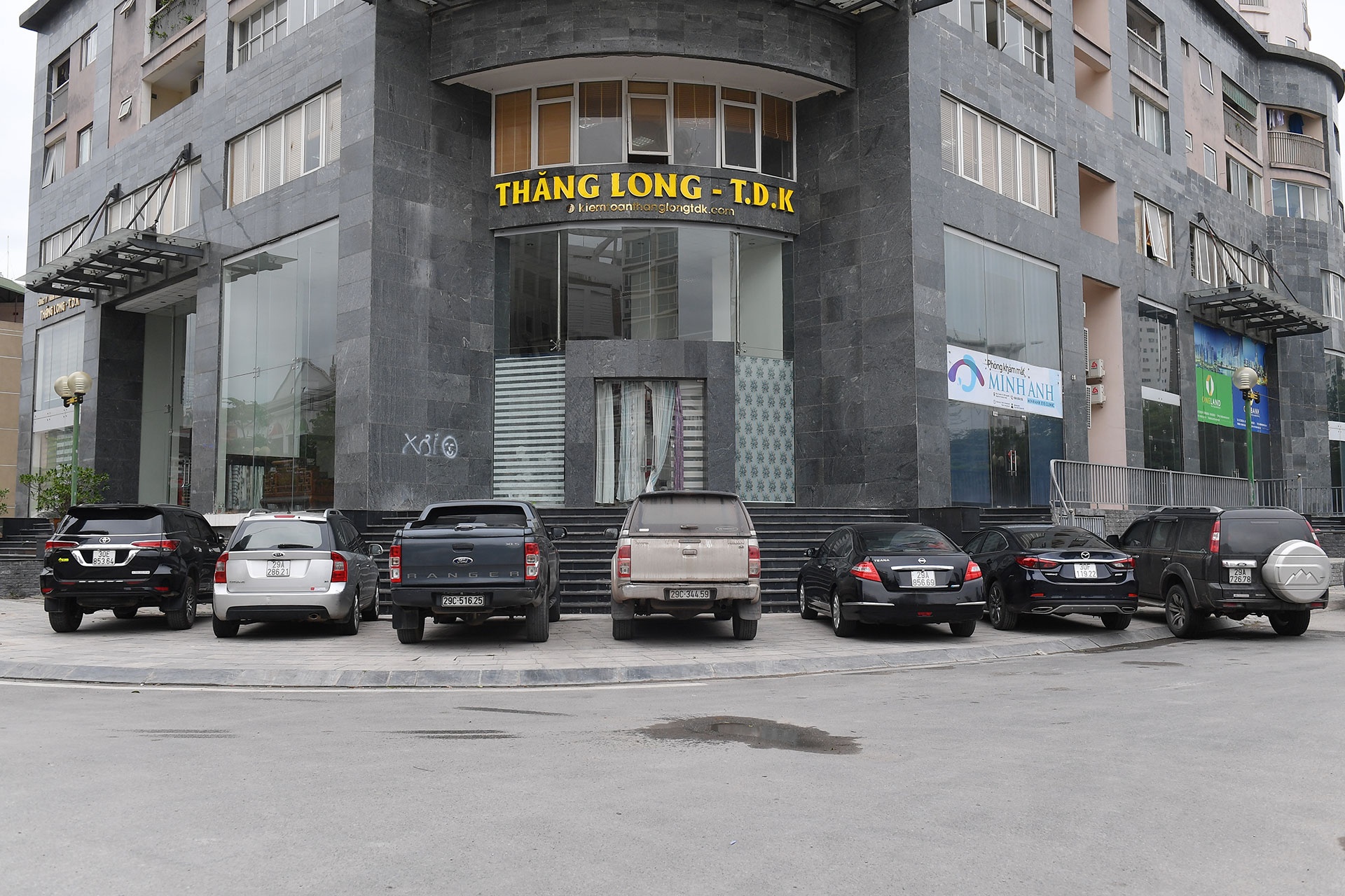 bai do xe o Nam Trung Yen anh 15