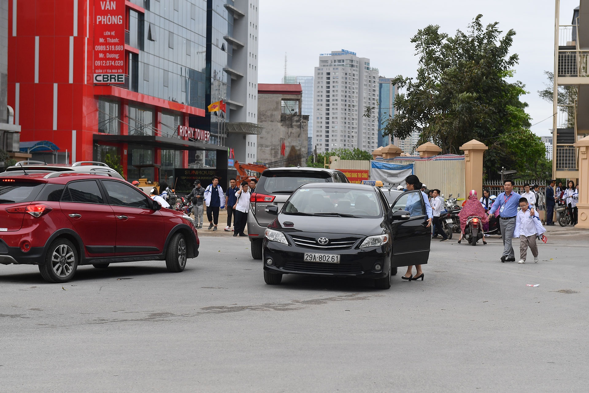 bai do xe o Nam Trung Yen anh 10