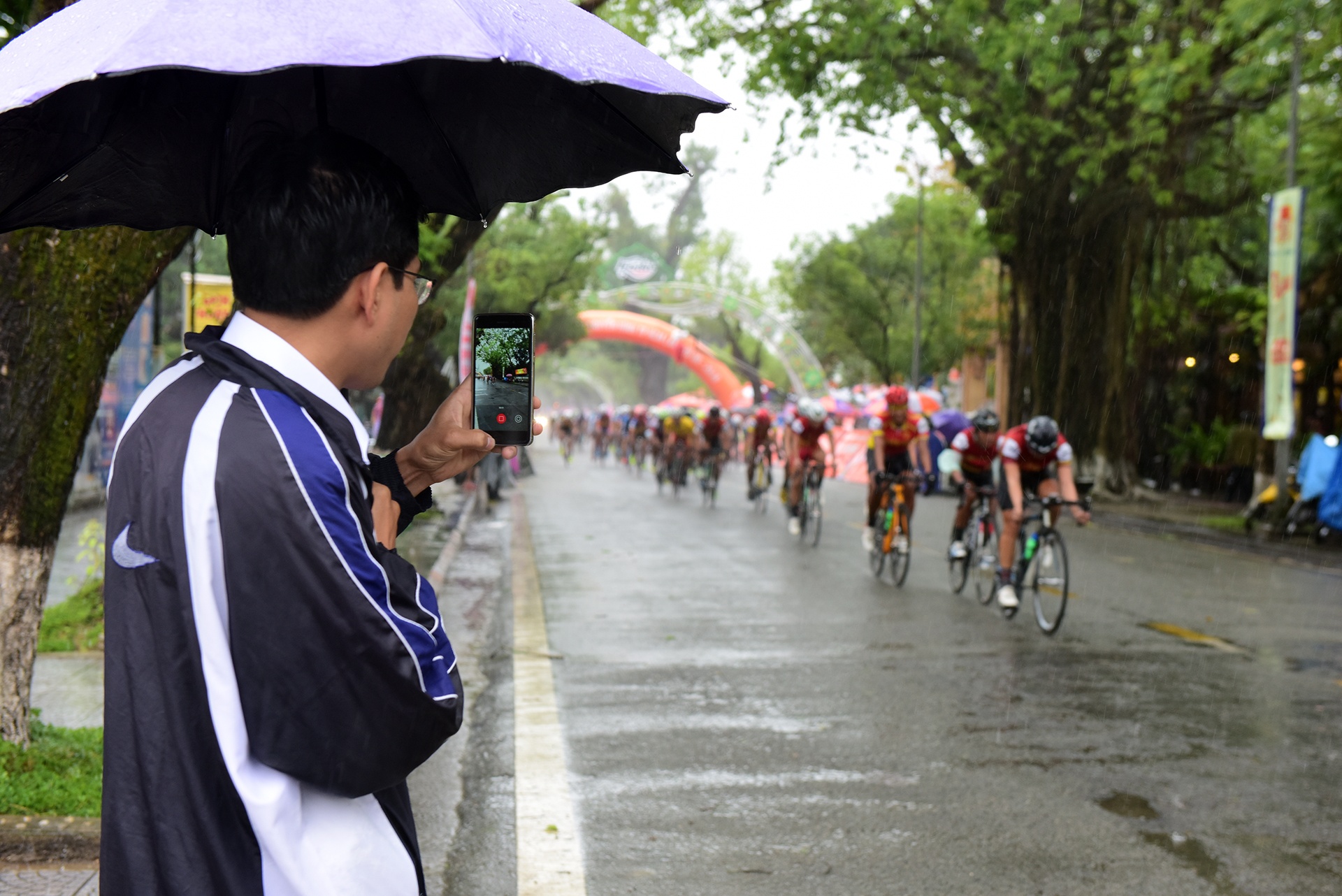 dua xe dap o Hue anh 8