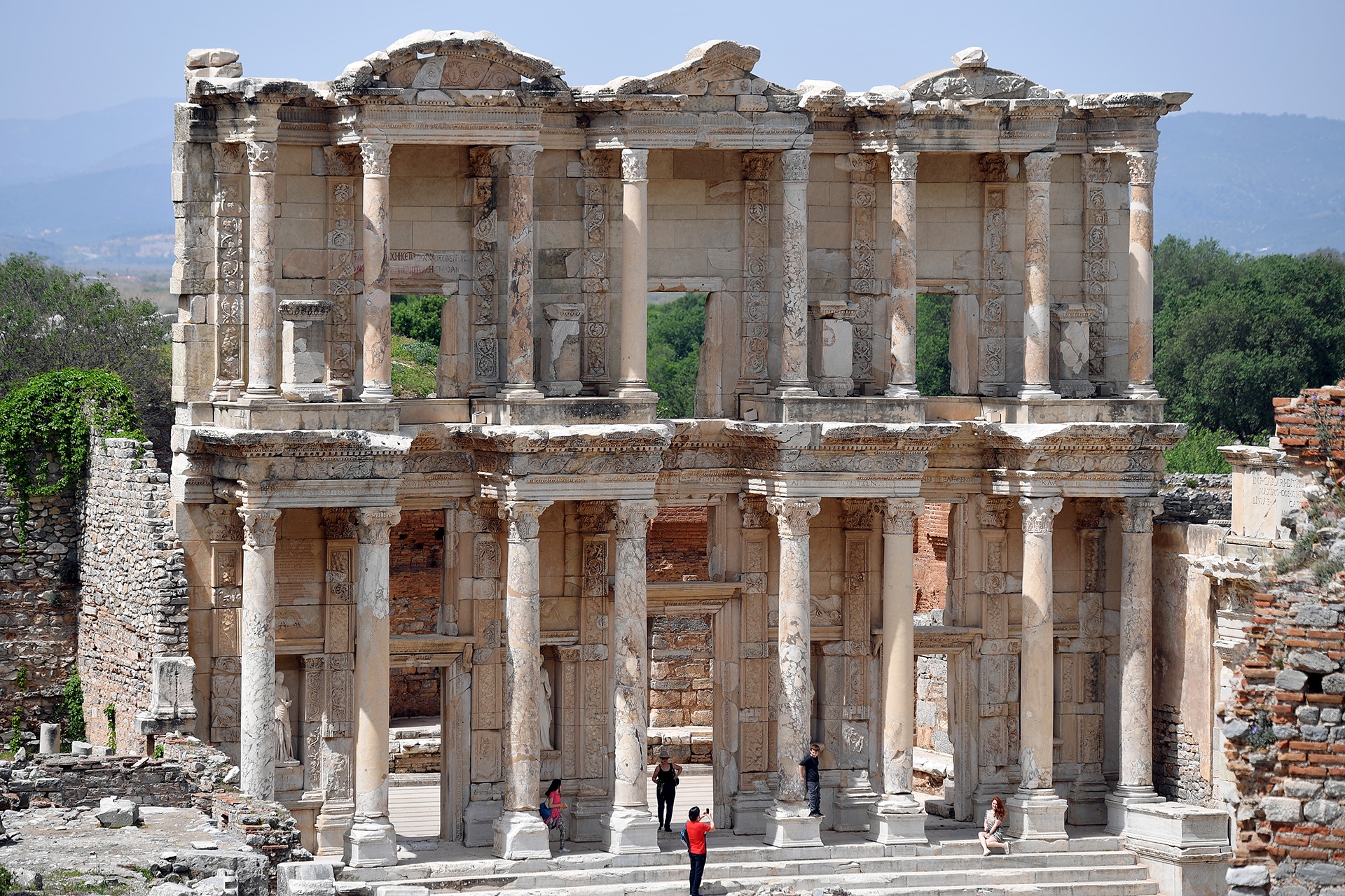 Dong do nat Ephesus - chuyen du hanh nguoc tro ve 3000 nam truoc hinh anh