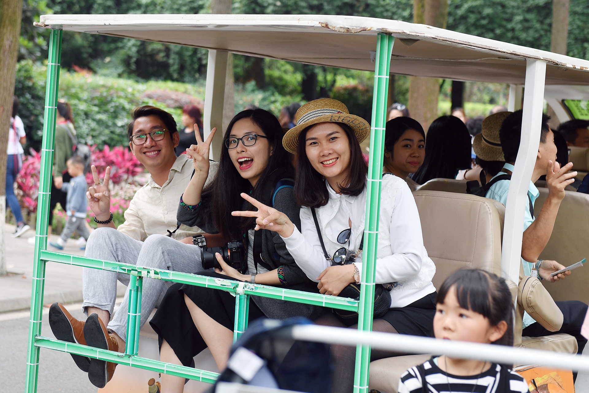 Cong vien gau truc o Tu Xuyen anh 4