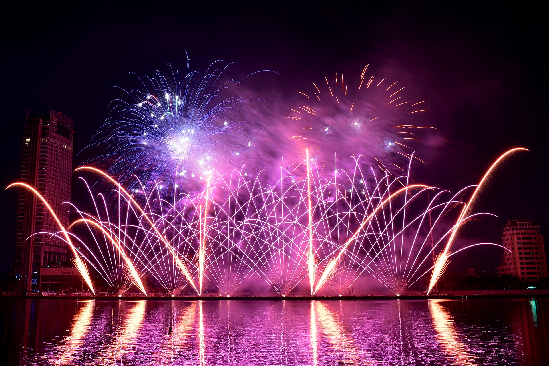 Cuoc thi phao hoa quoc te Da Nang anh 9