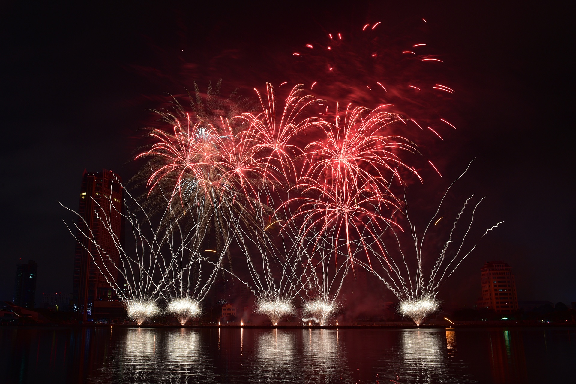 Cuoc thi phao hoa quoc te Da Nang anh 4