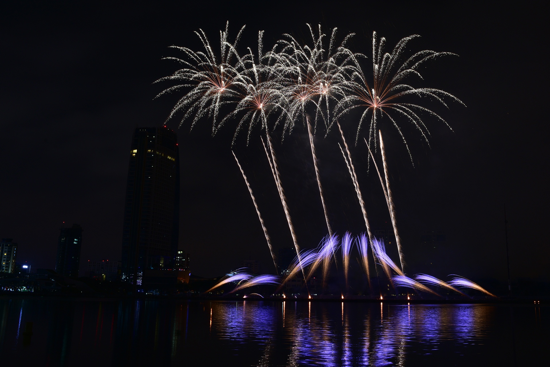 Cuoc thi phao hoa quoc te Da Nang anh 5