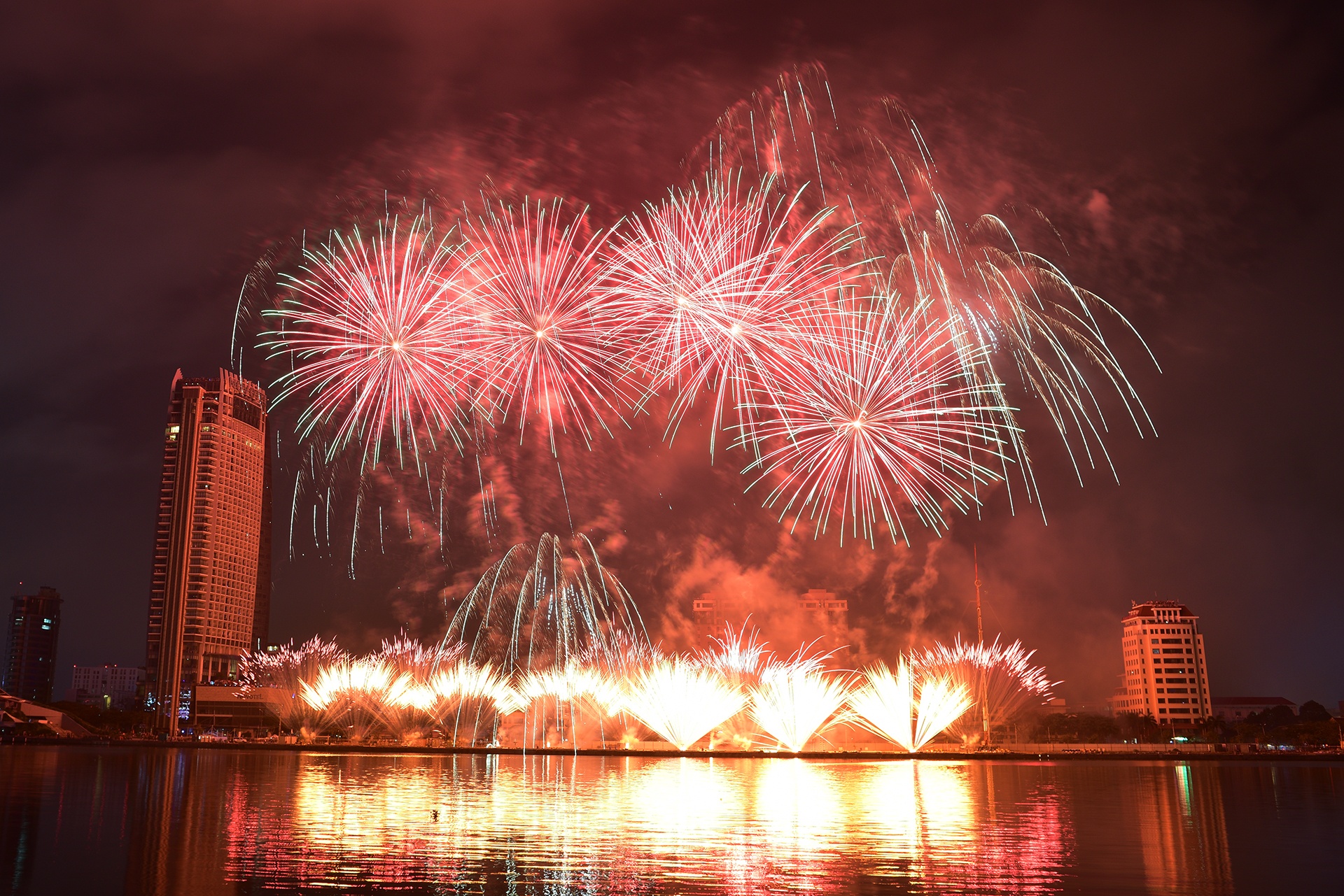 Cuoc thi phao hoa quoc te Da Nang anh 8