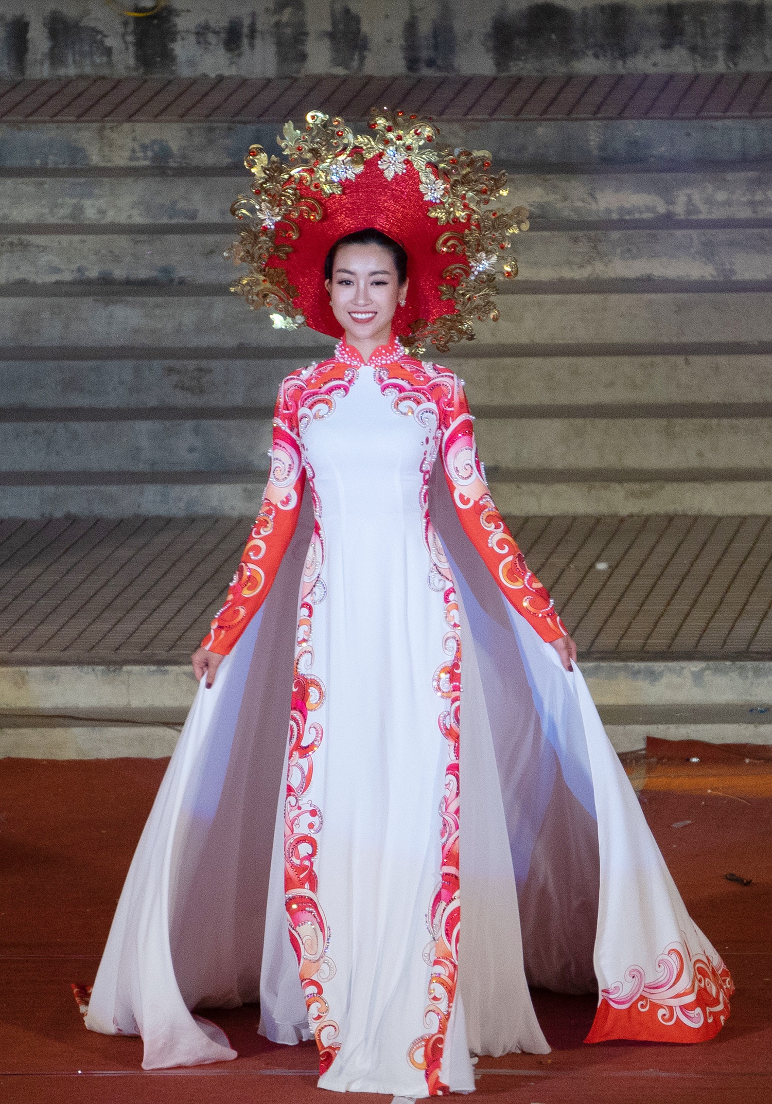 trinh dien ao dai tai Festival Hue anh 2