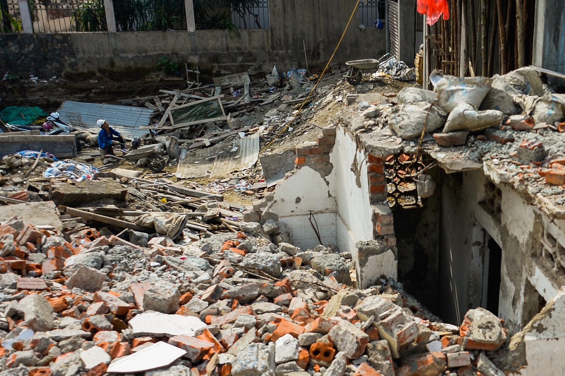 pha do nha duong Truong Chinh anh 11