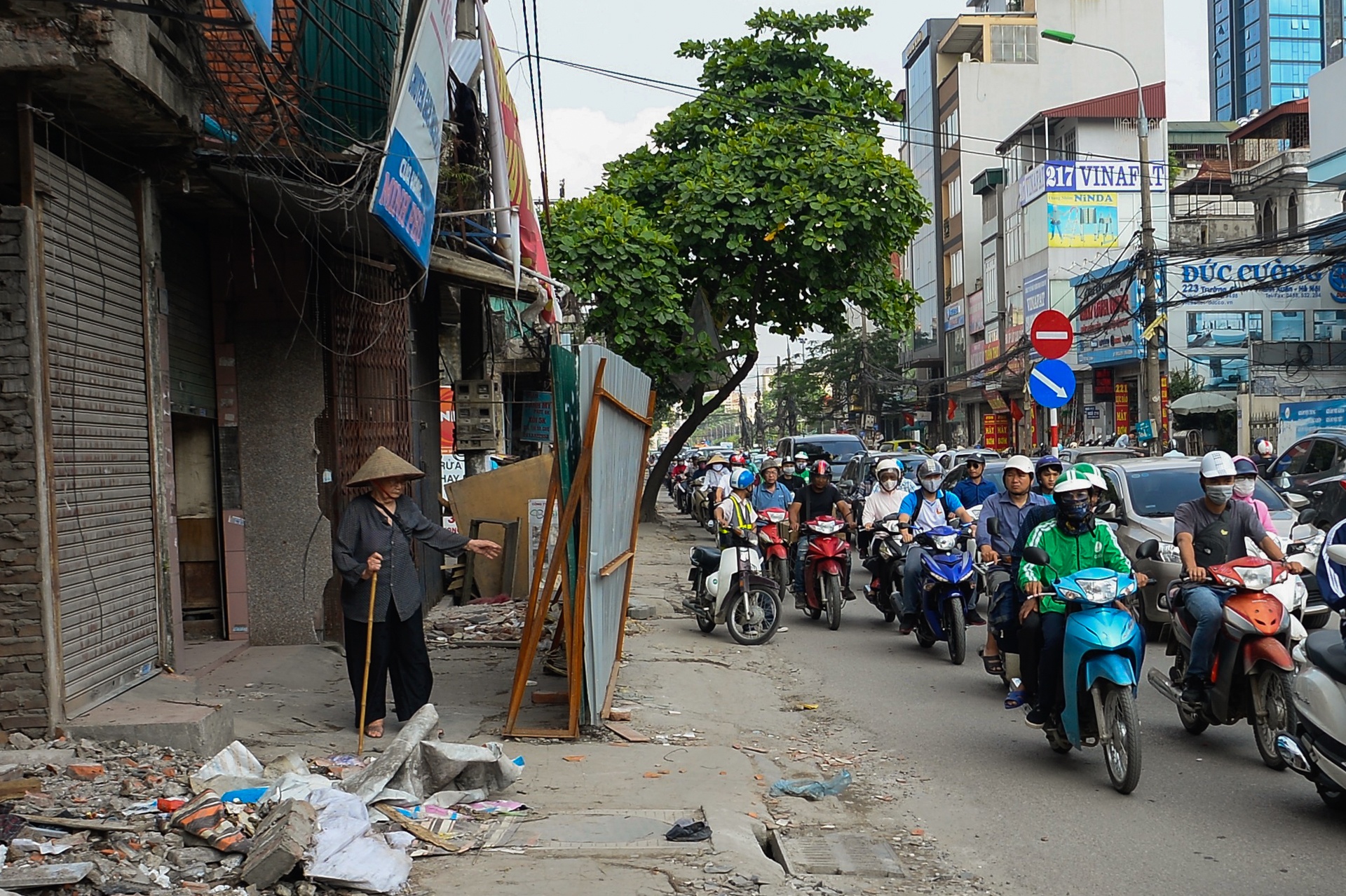pha do nha duong Truong Chinh anh 2