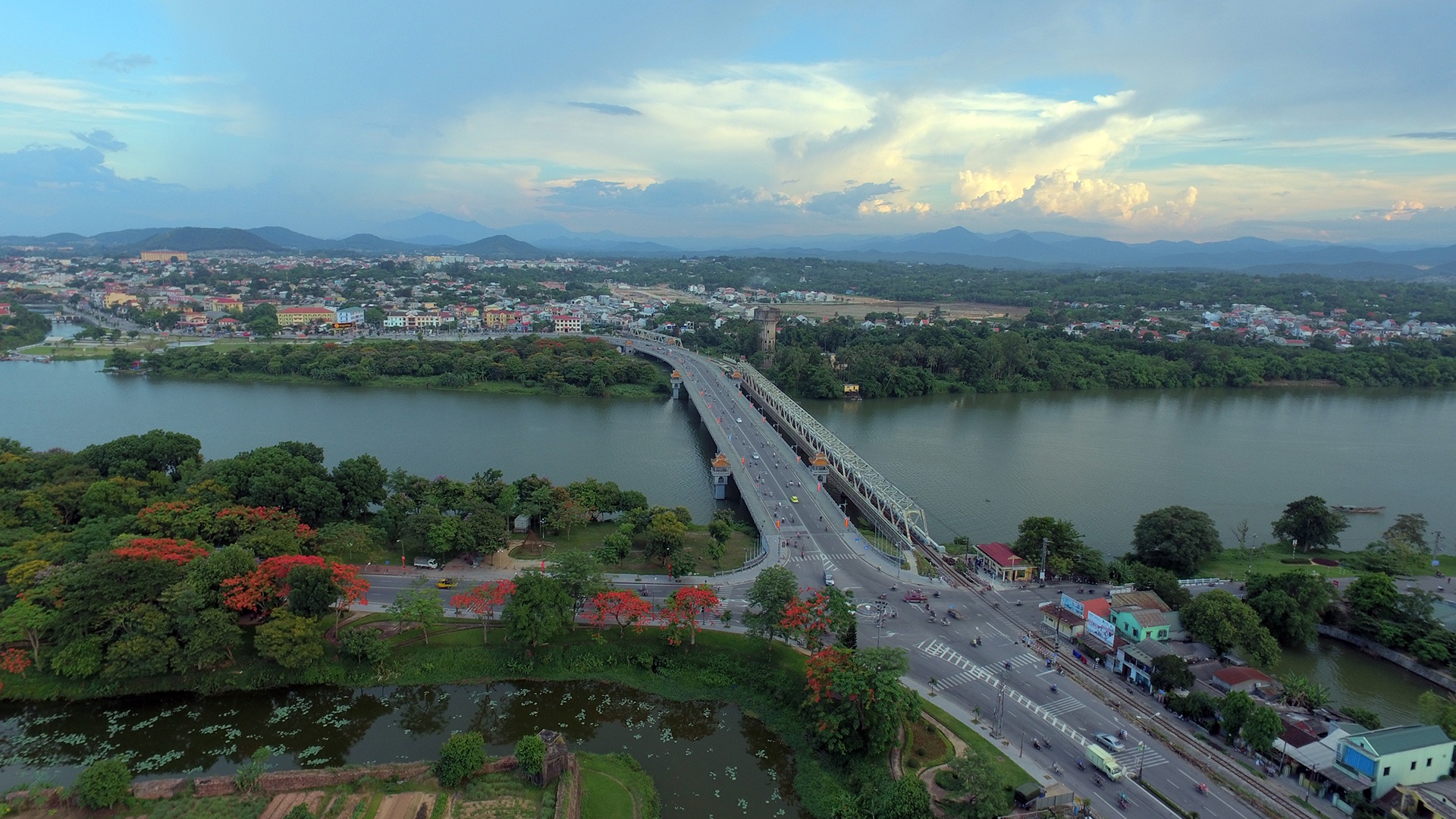 Hue nhin tu tren cao anh 22