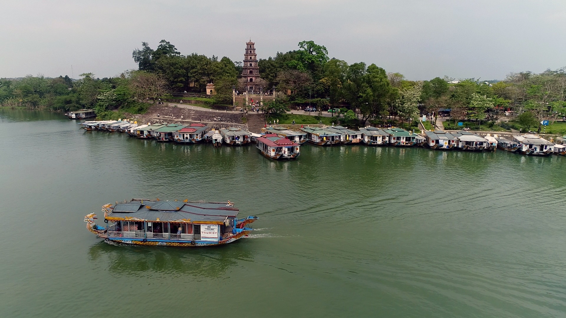Hue nhin tu tren cao anh 21