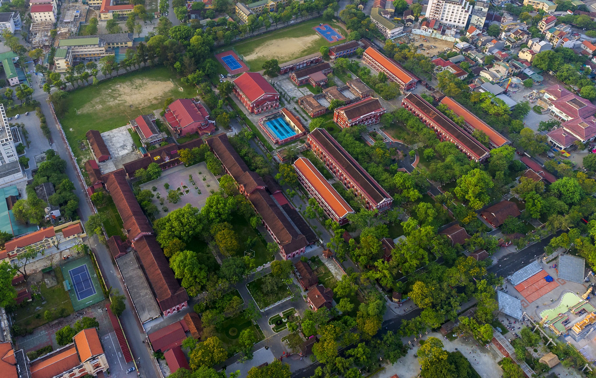 Hue nhin tu tren cao anh 13